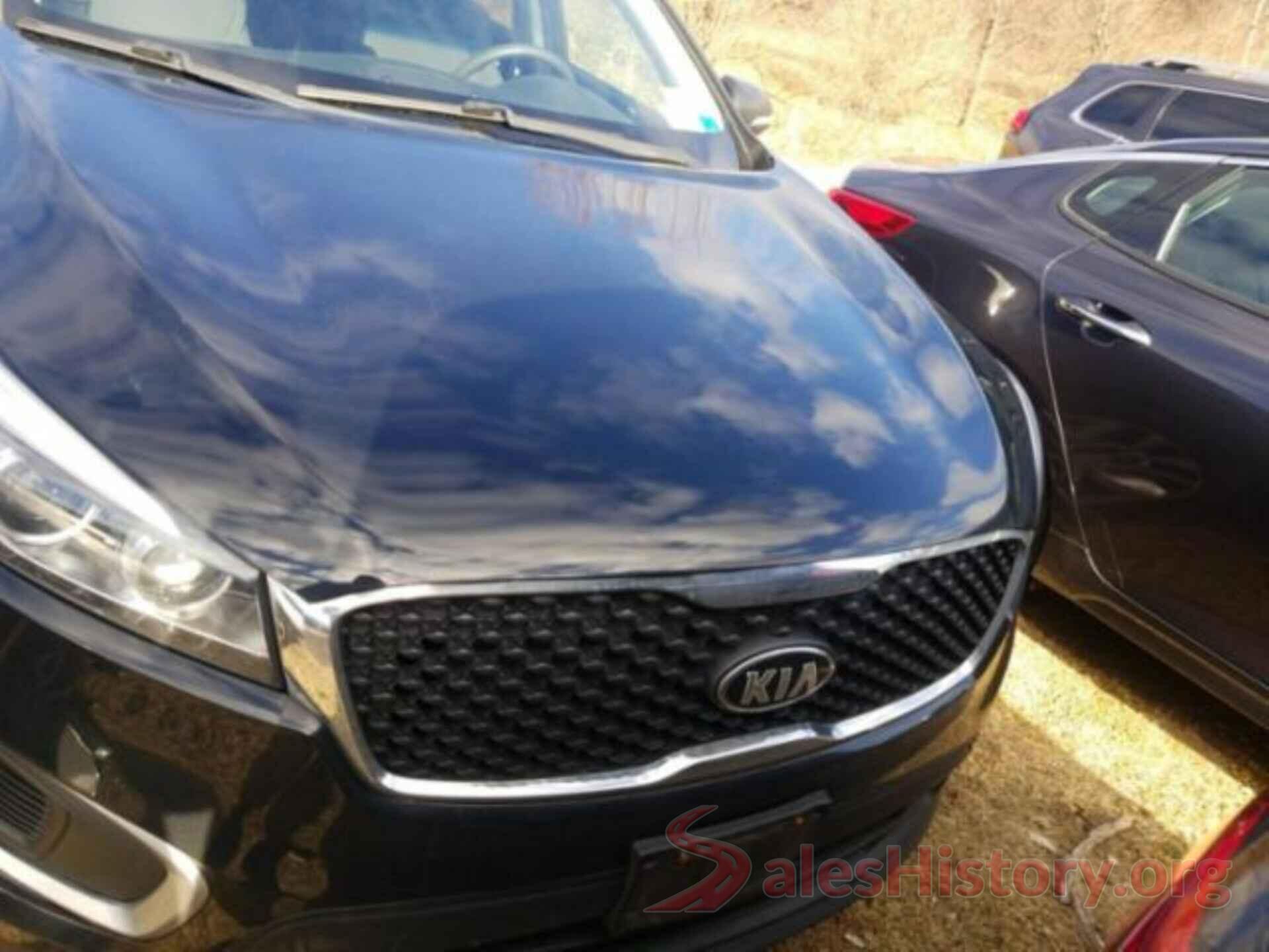 5XYPGDA55HG325311 2017 KIA SORENTO