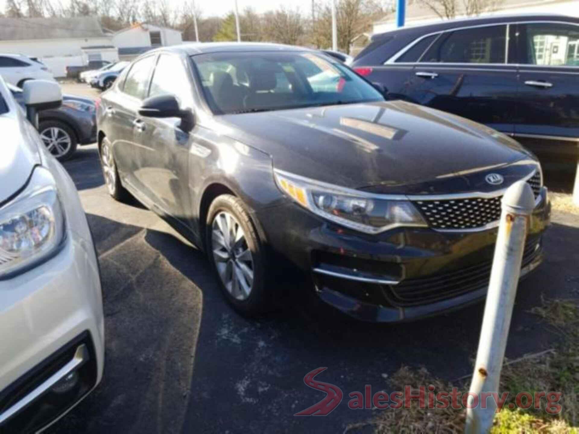 5XXGU4L33JG205831 2018 KIA OPTIMA