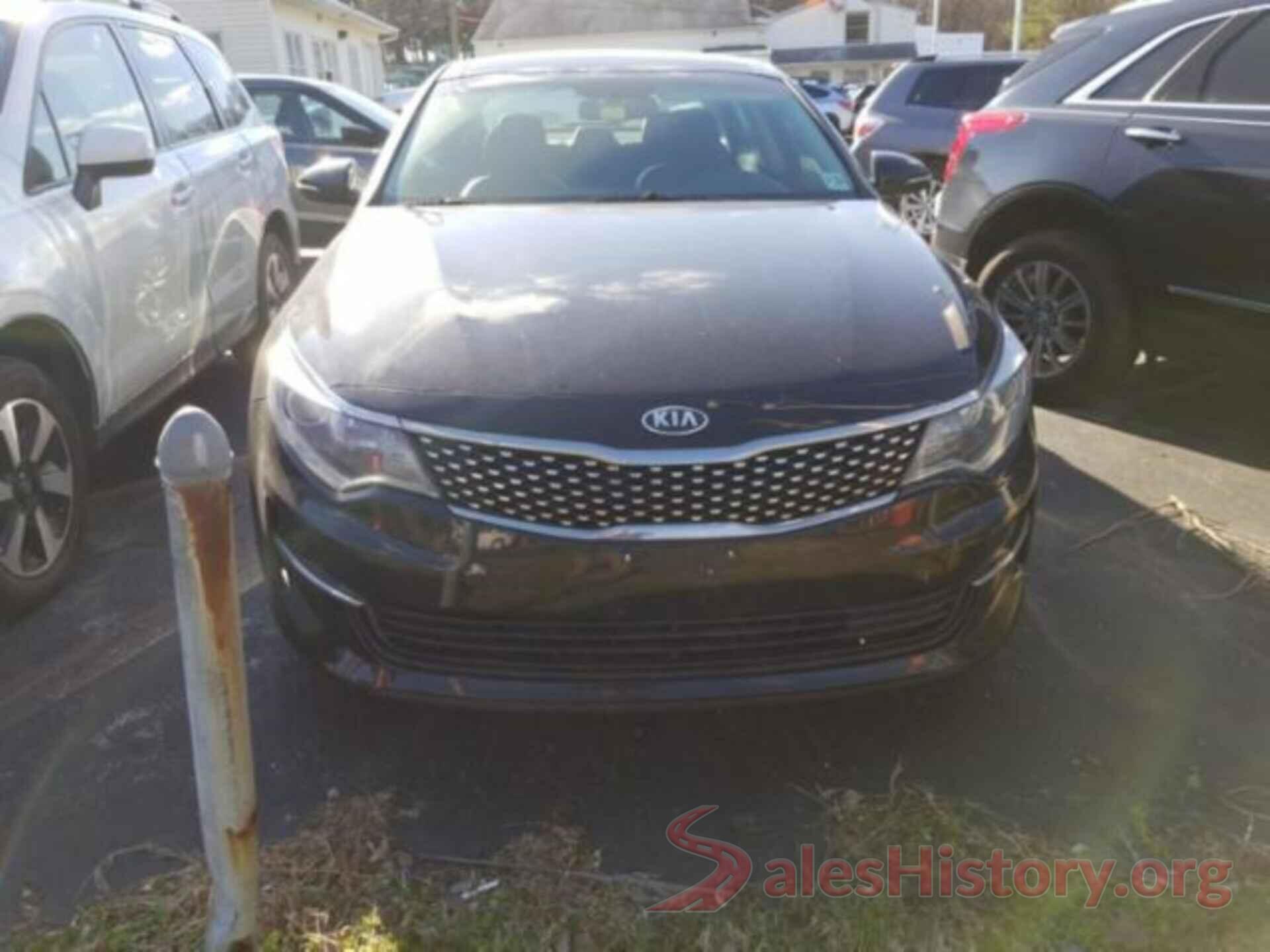 5XXGU4L33JG205831 2018 KIA OPTIMA