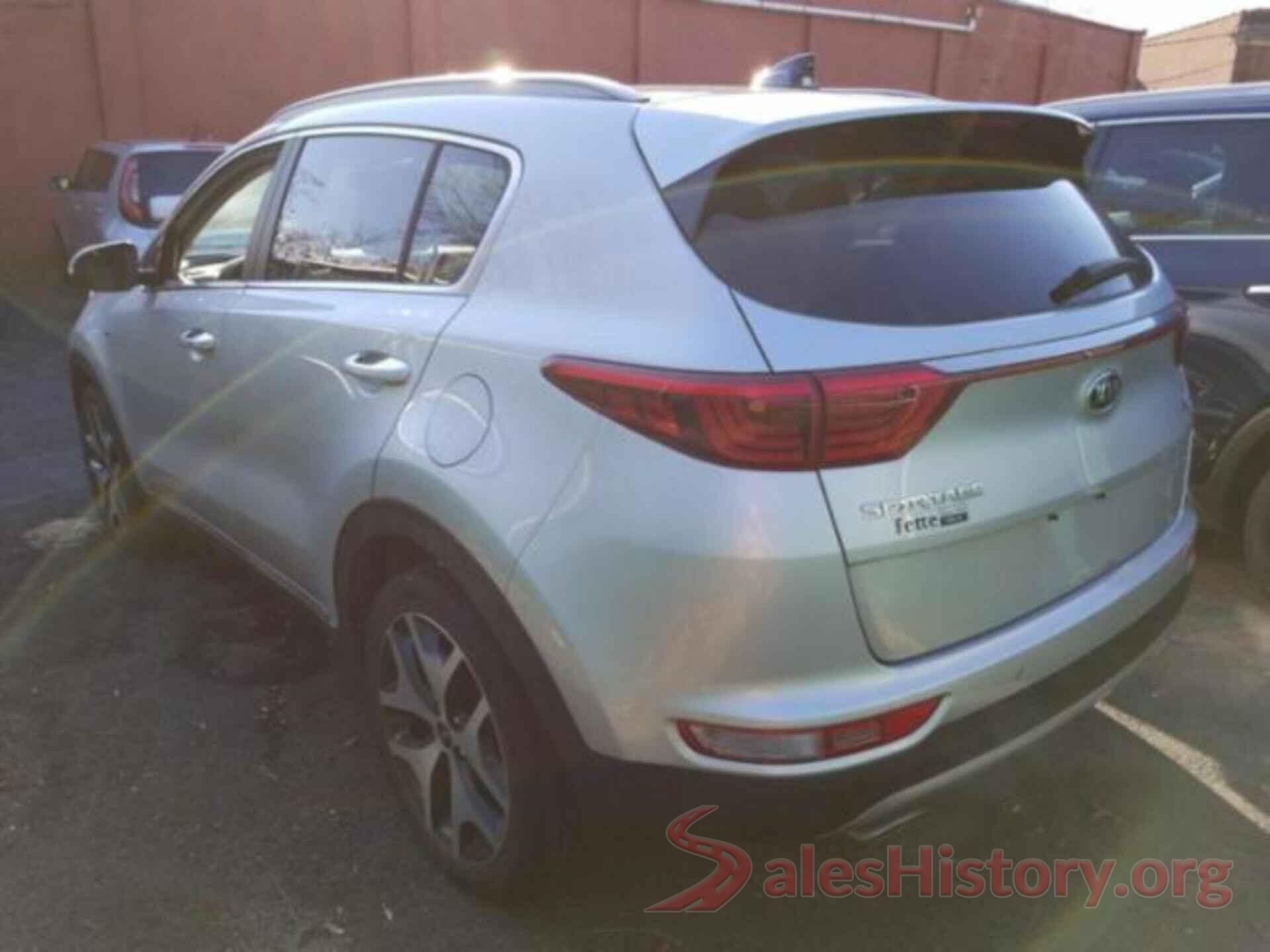 KNDPRCA6XH7239521 2017 KIA SPORTAGE