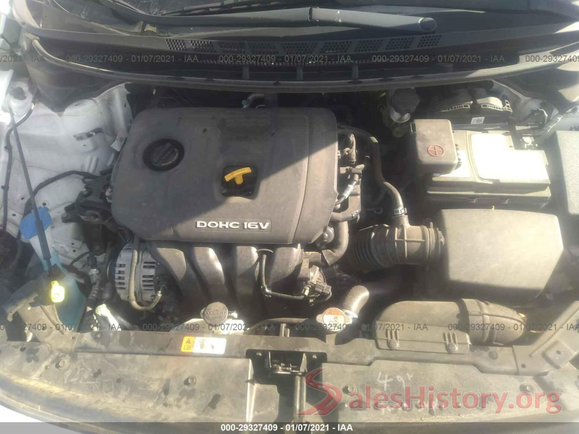 3KPFK4A75JE242119 2018 KIA FORTE