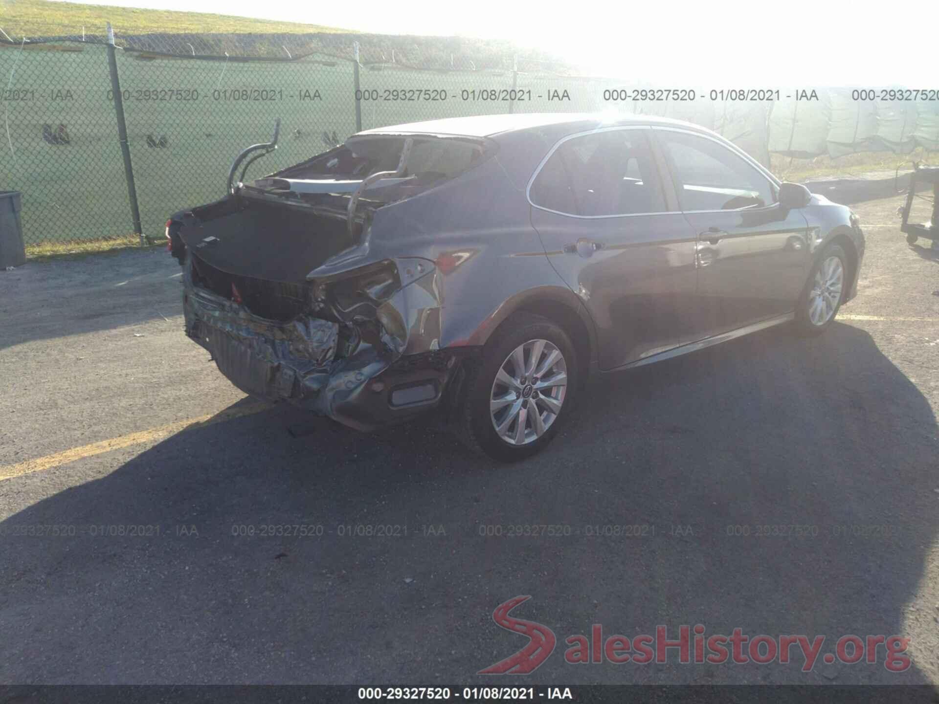 4T1B11HK2JU594338 2018 TOYOTA CAMRY