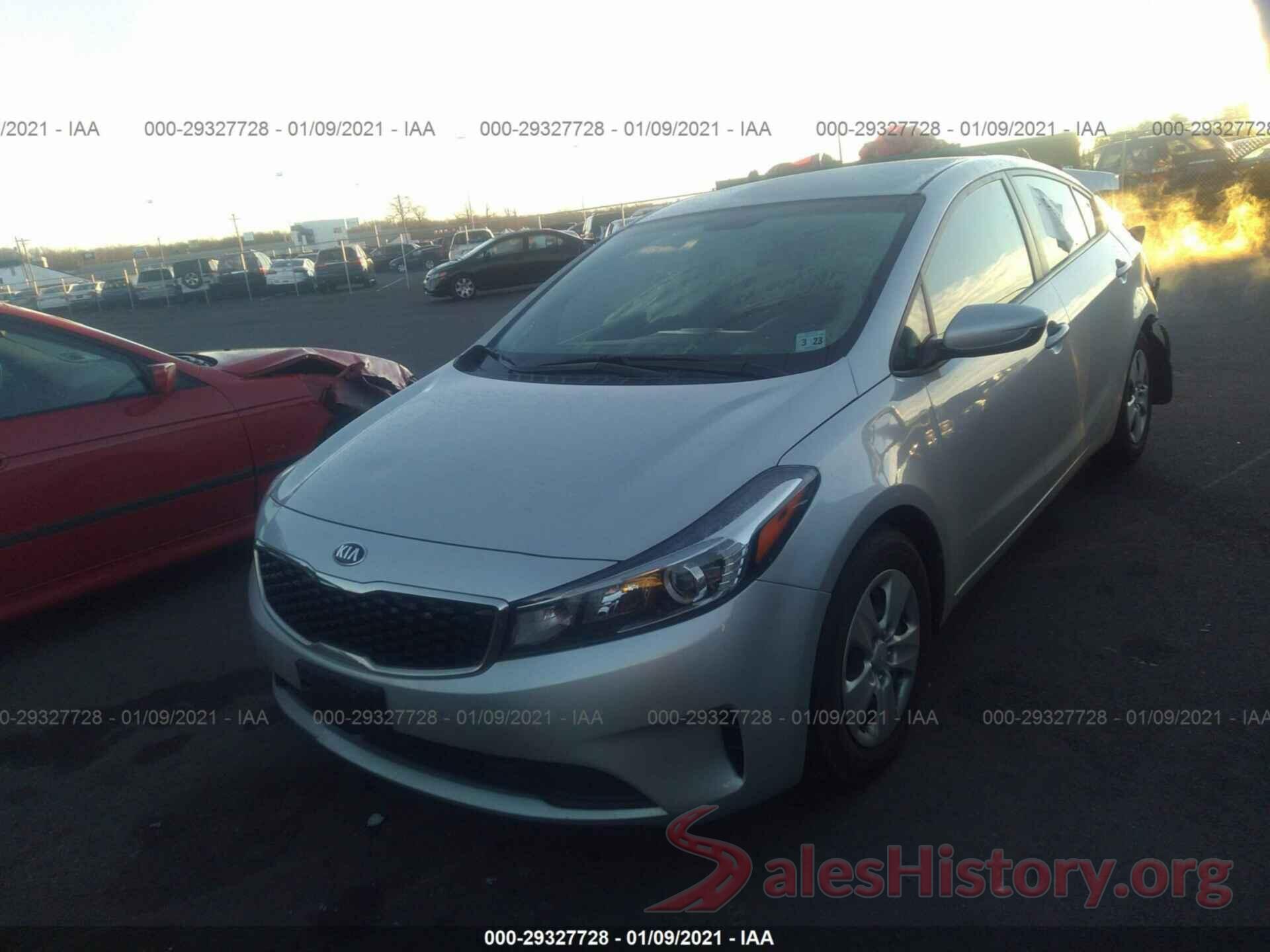 3KPFK4A78JE226853 2018 KIA FORTE