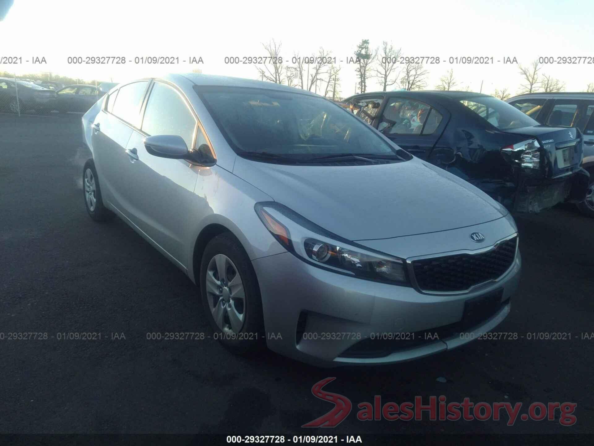 3KPFK4A78JE226853 2018 KIA FORTE