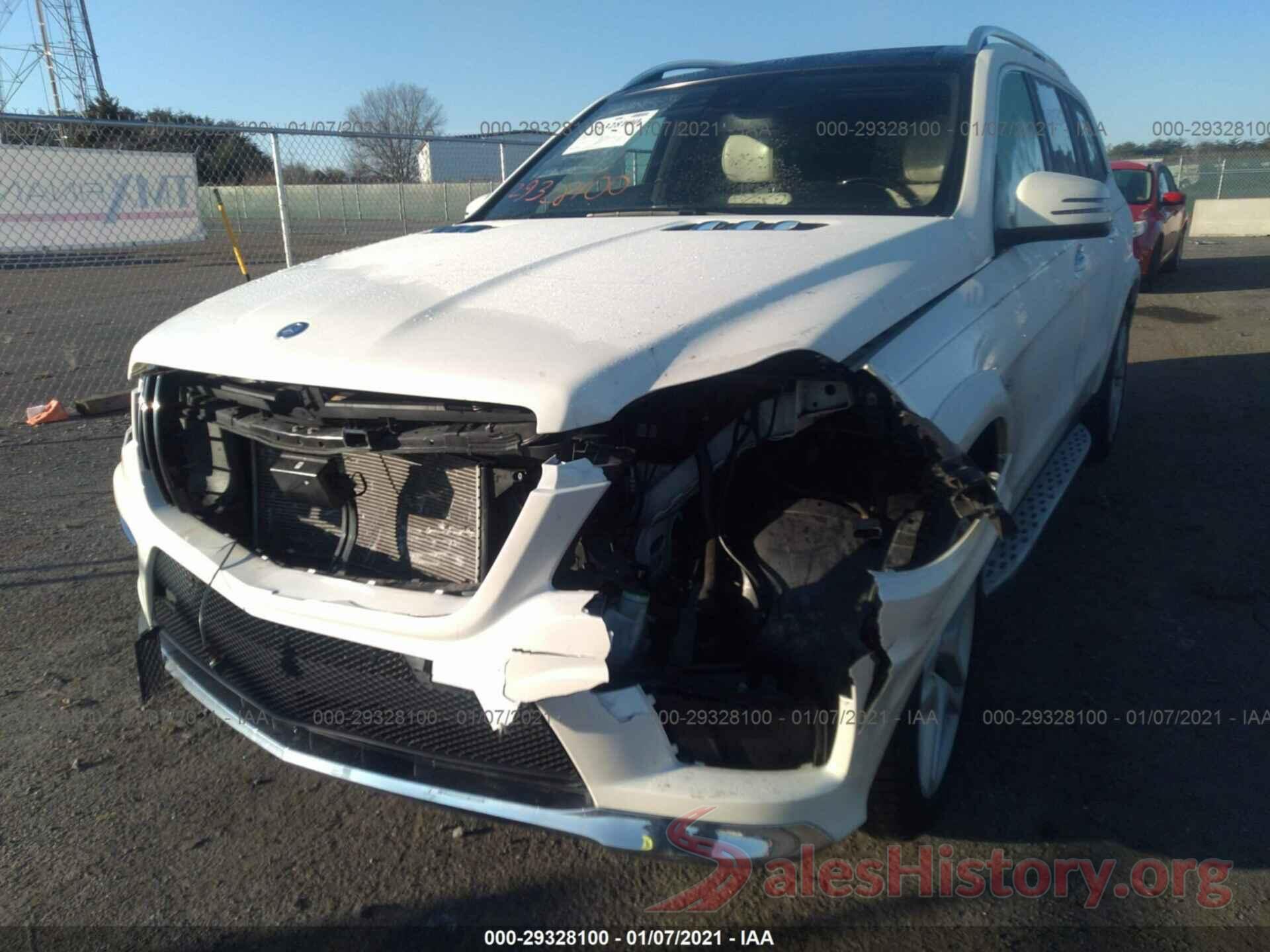 4JGDF7DE2GA647613 2016 MERCEDES-BENZ GL