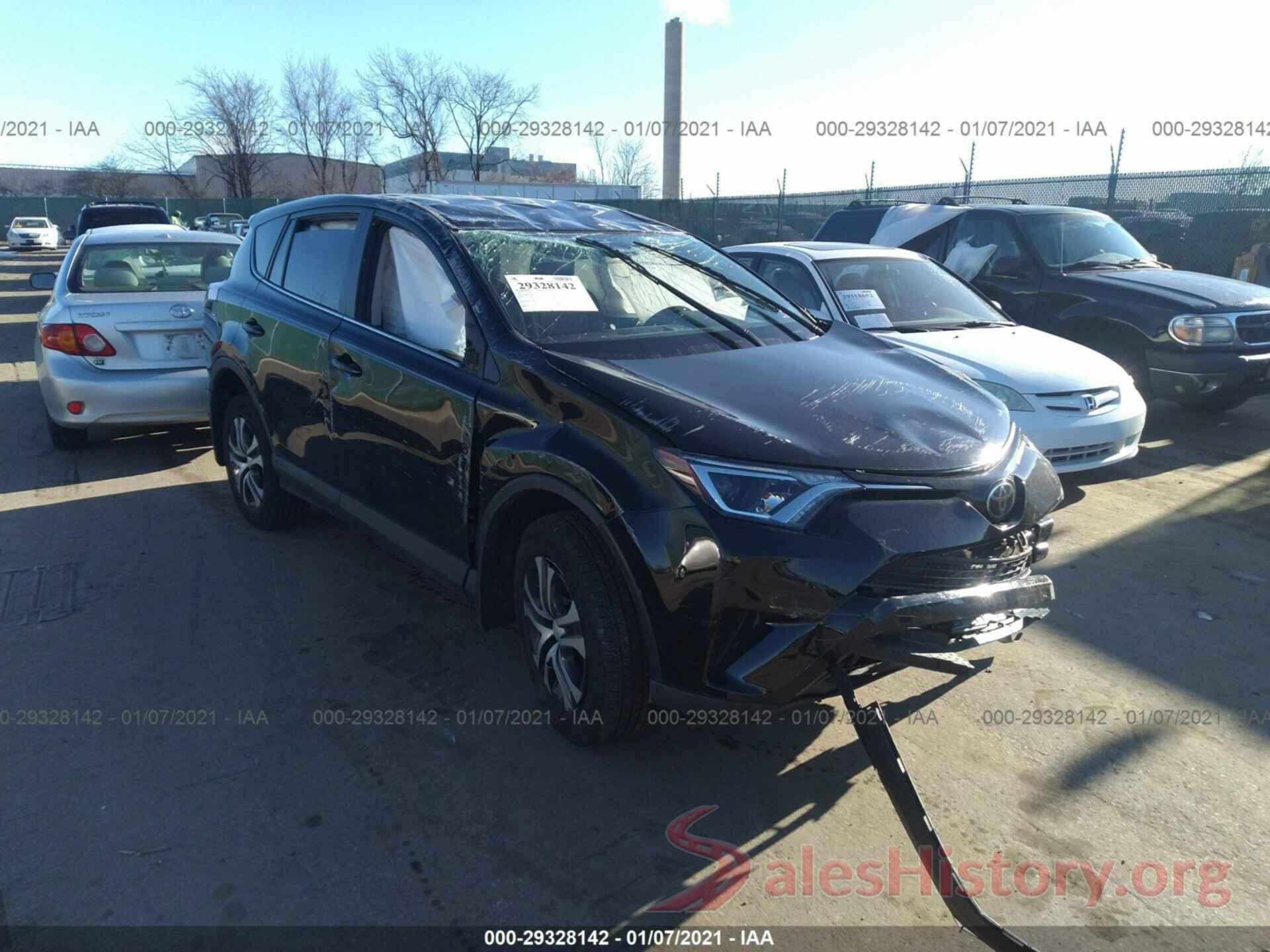 2T3BFREV5HW690173 2017 TOYOTA RAV4