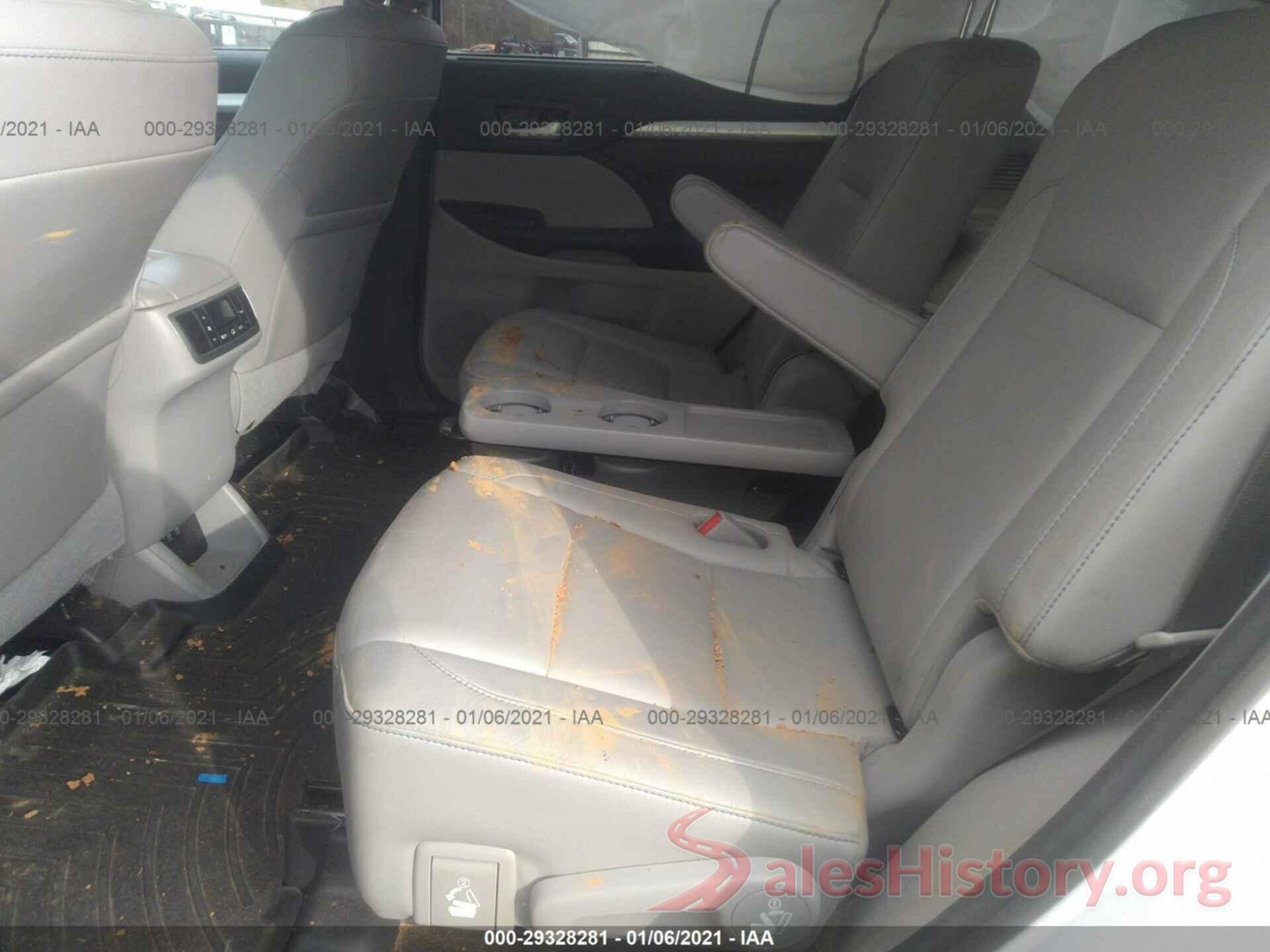 5TDKZRFH1JS538978 2018 TOYOTA HIGHLANDER