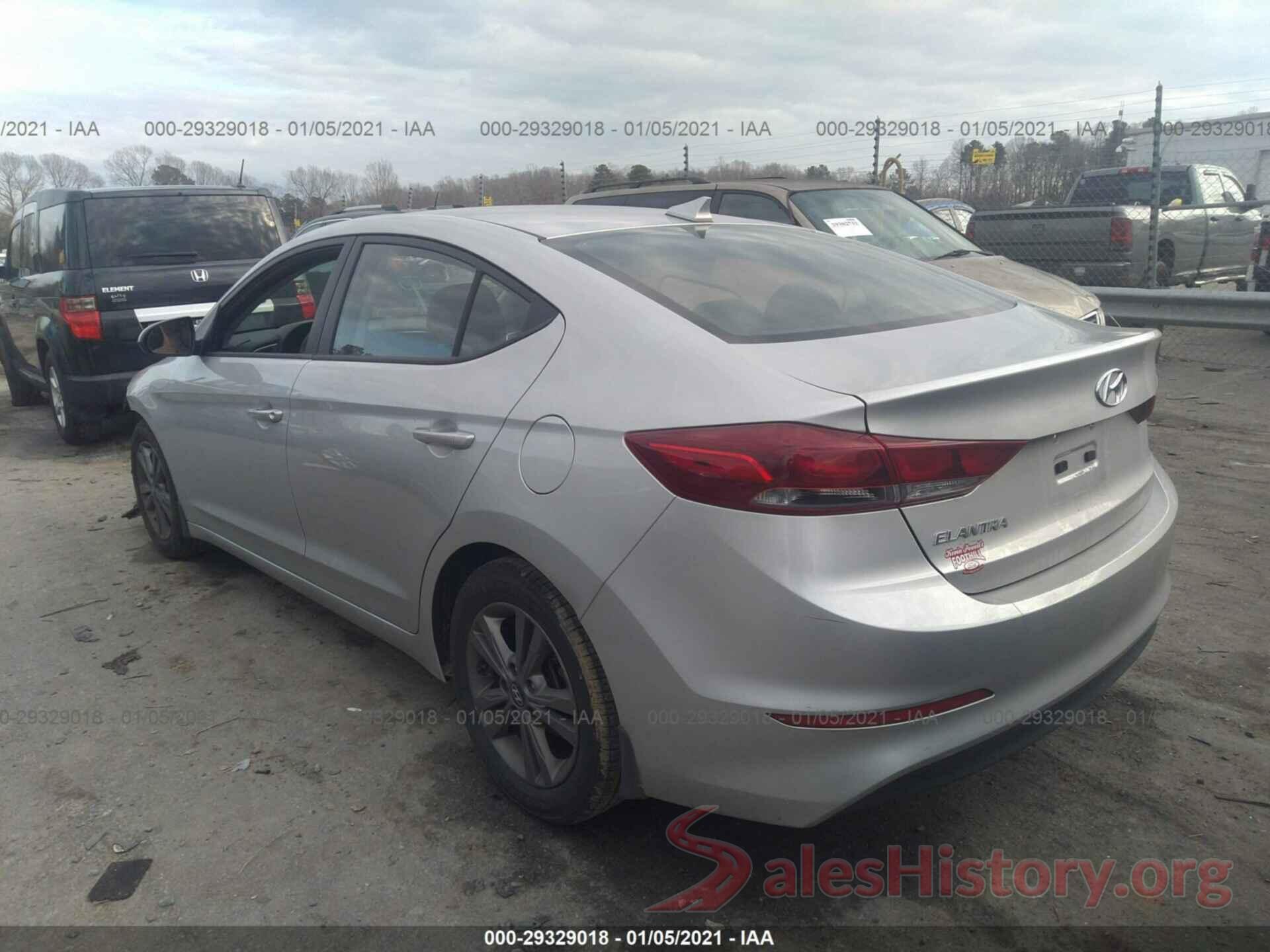 5NPD84LFXJH229467 2018 HYUNDAI ELANTRA