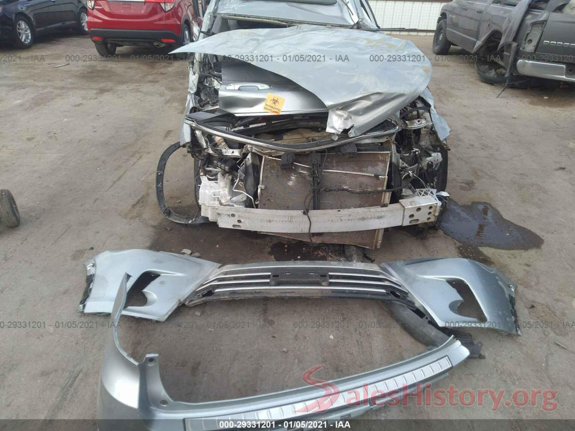 5TDKZRFH2JS549813 2018 TOYOTA HIGHLANDER