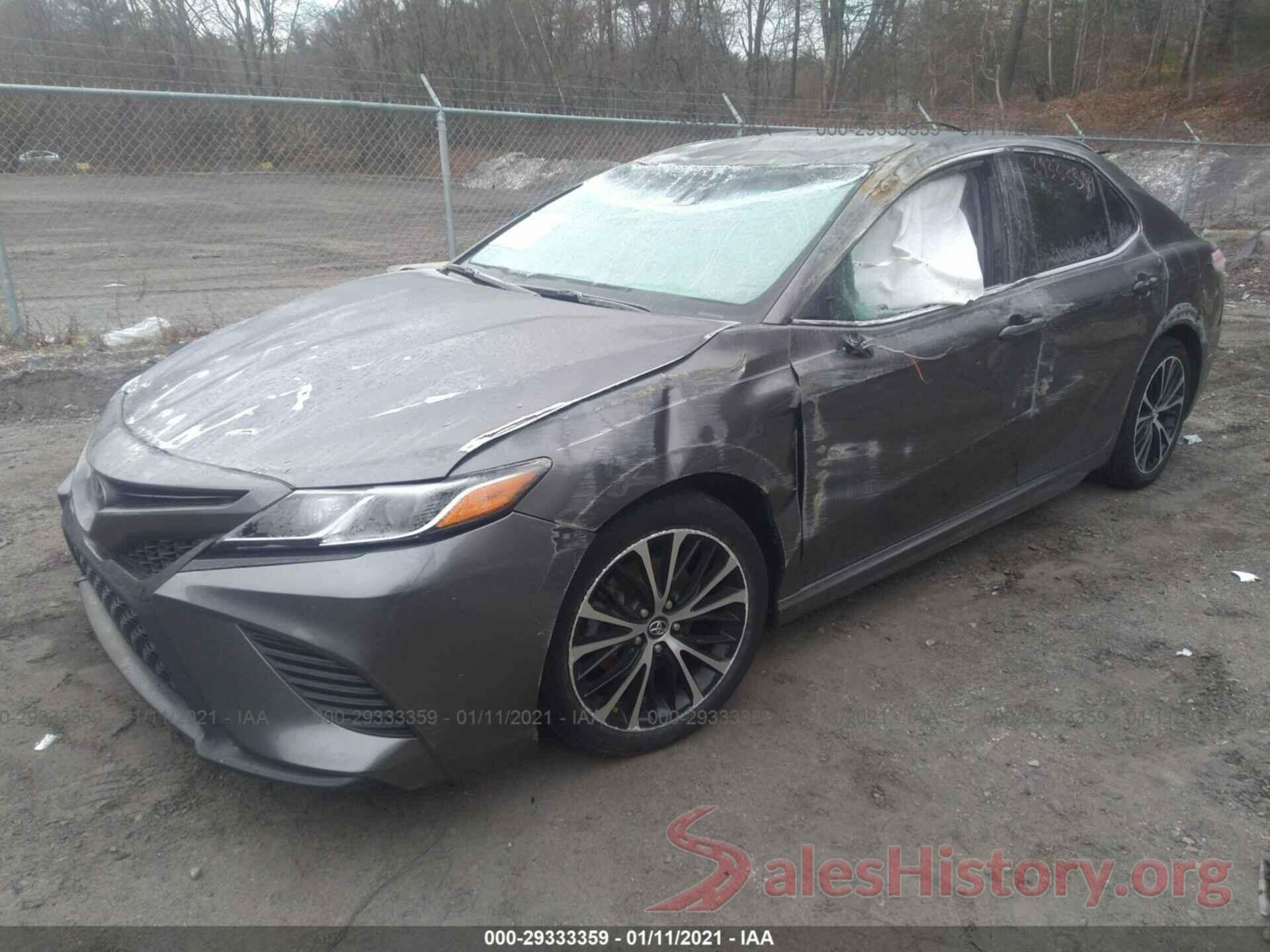 4T1B11HK8JU601812 2018 TOYOTA CAMRY