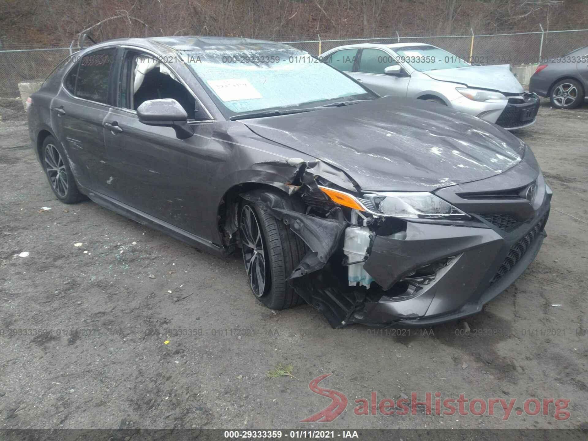 4T1B11HK8JU601812 2018 TOYOTA CAMRY