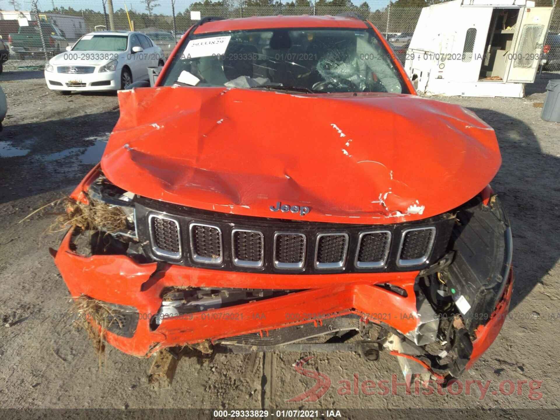 3C4NJCAB5JT267501 2018 JEEP COMPASS