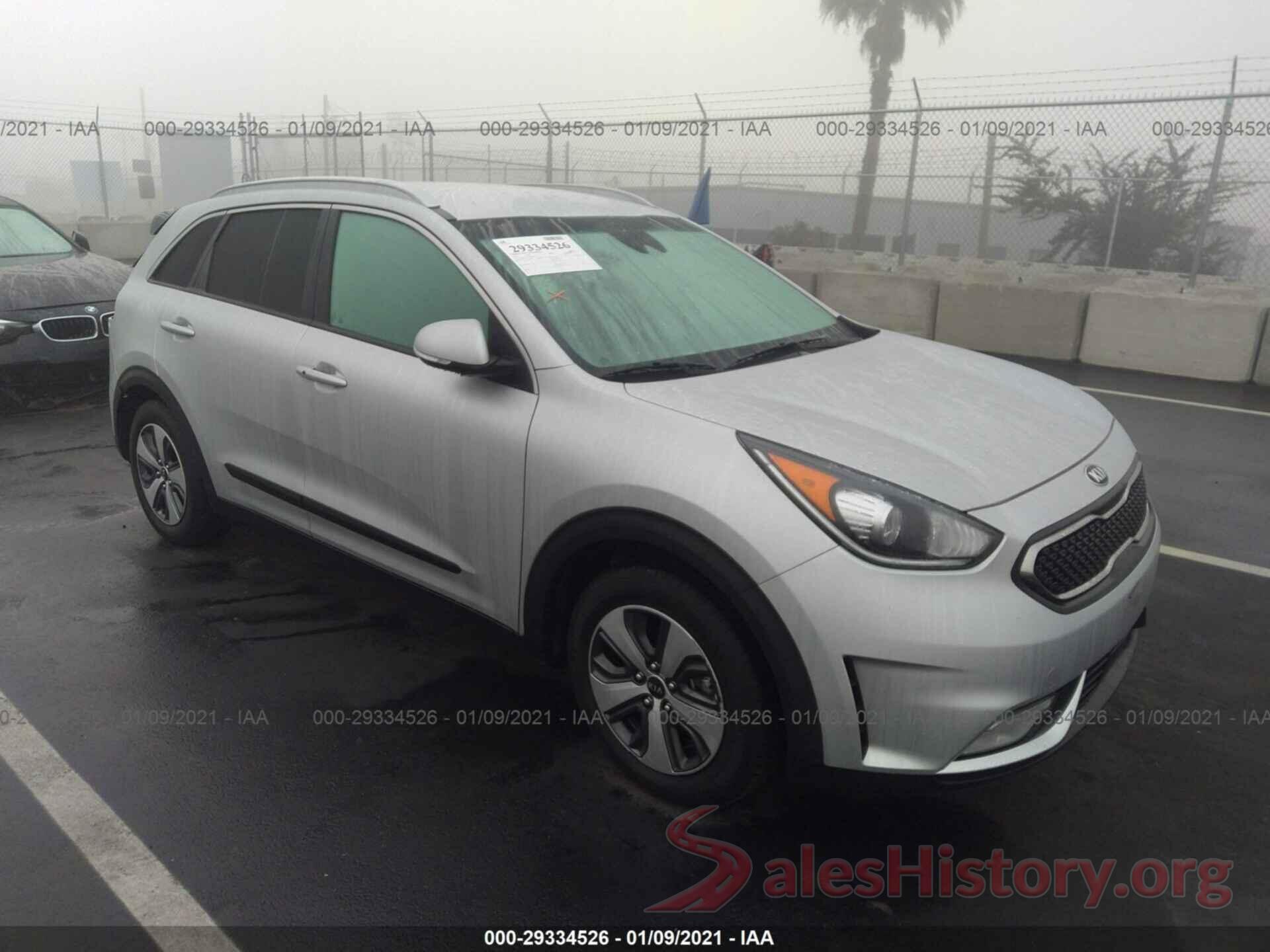 KNDCC3LC6K5300420 2019 KIA NIRO