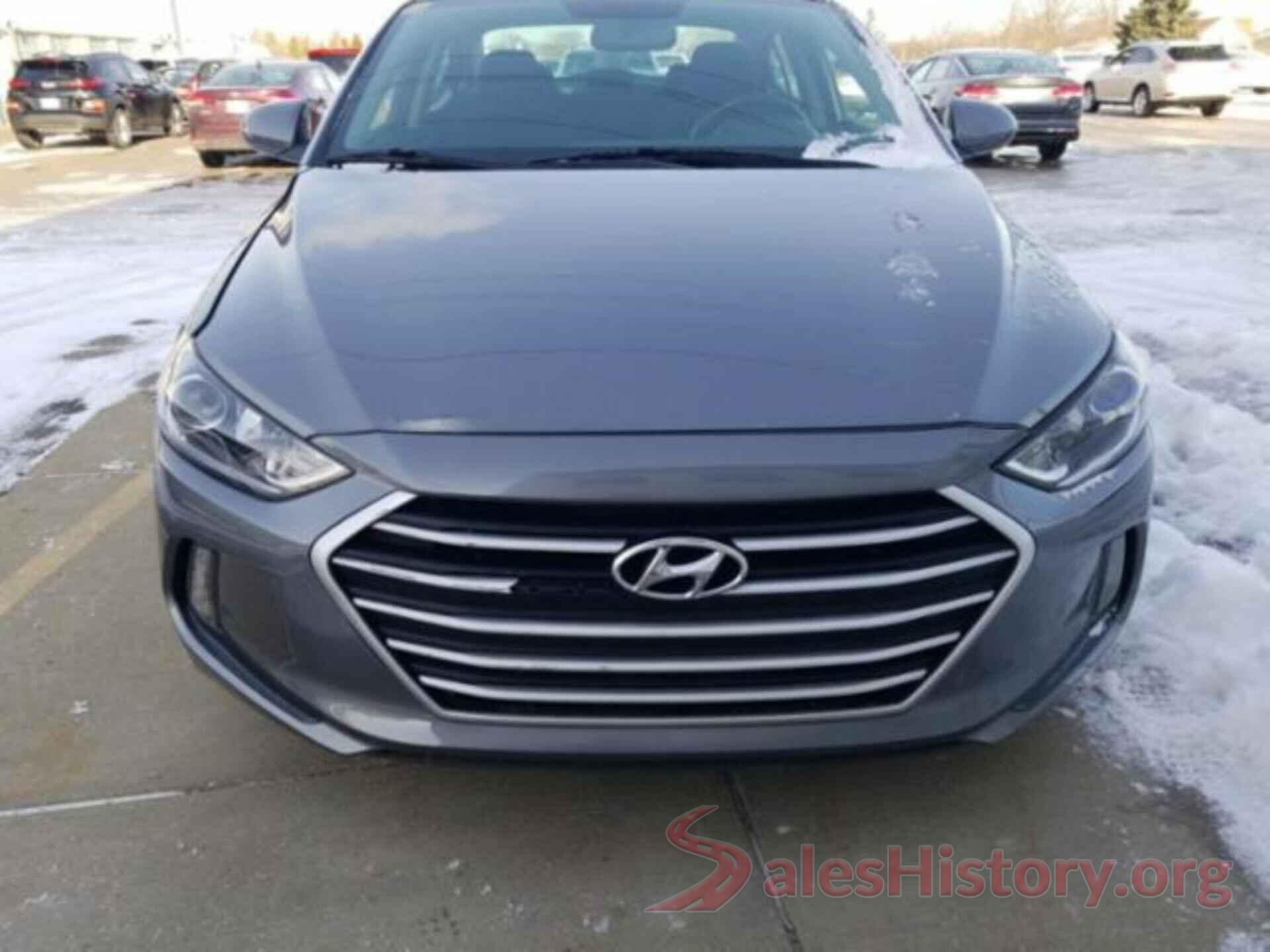 5NPD84LFXJH360690 2018 HYUNDAI ELANTRA