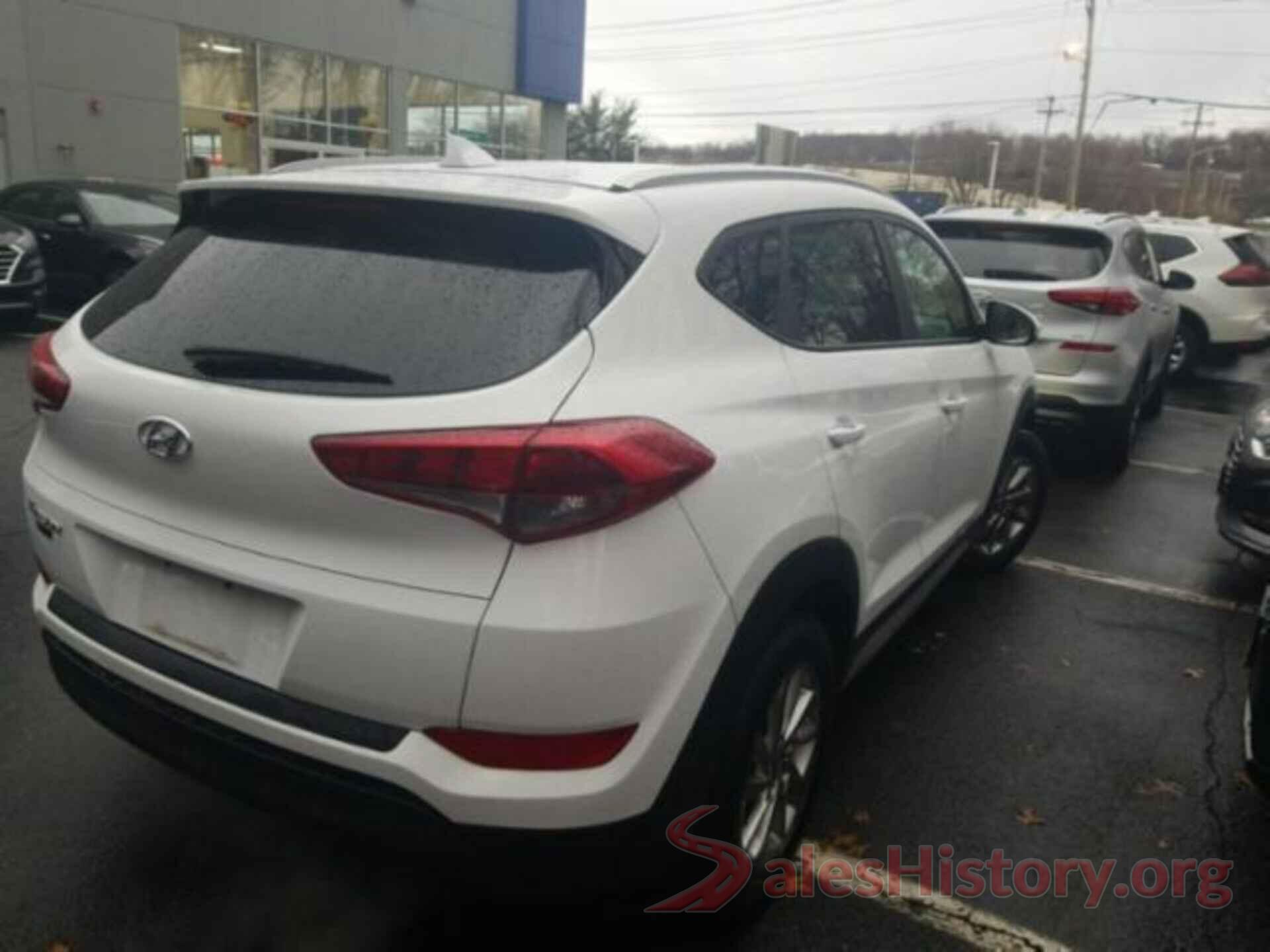 KM8J33A44JU627062 2018 HYUNDAI TUCSON