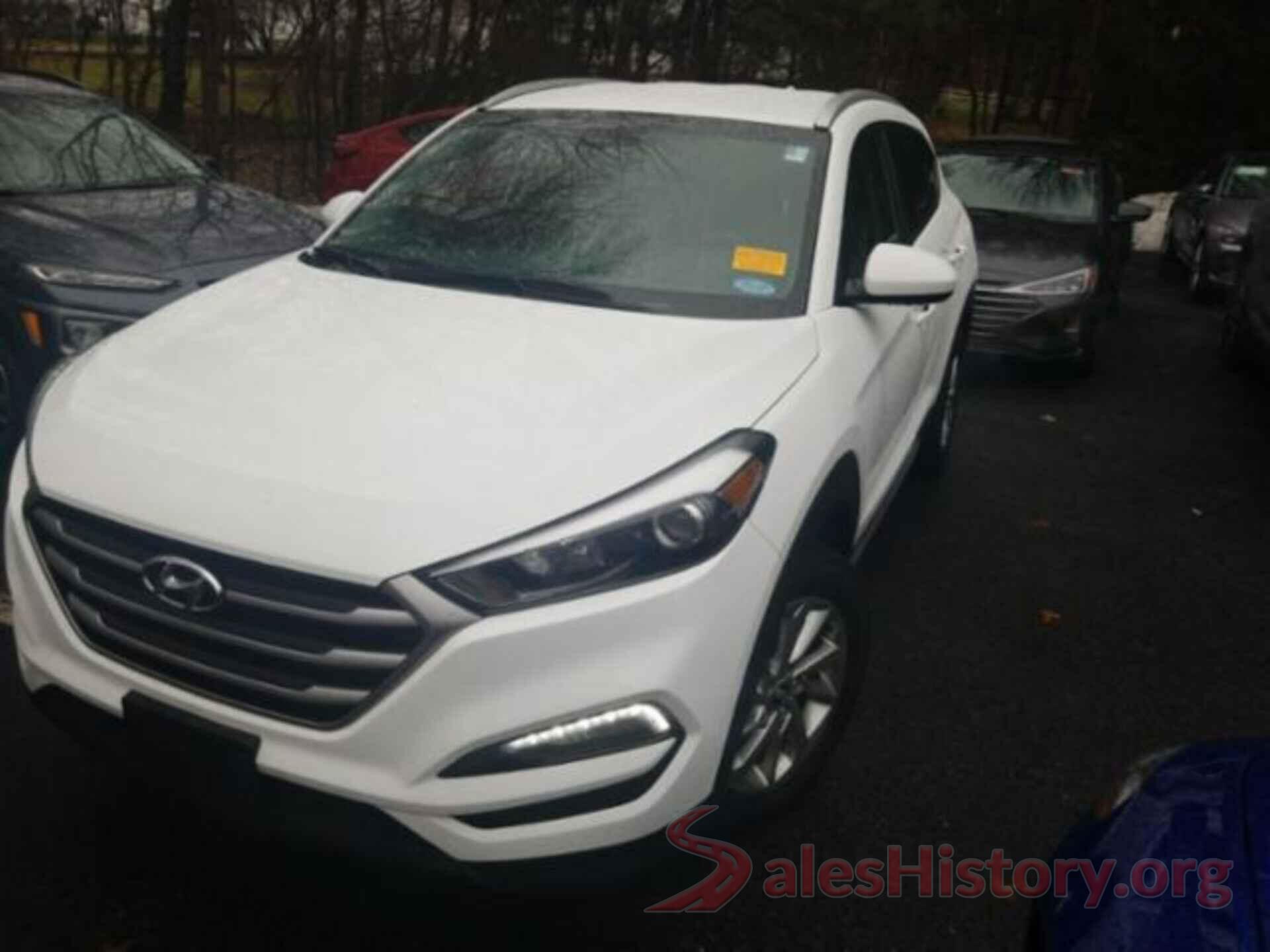 KM8J33A44JU627062 2018 HYUNDAI TUCSON