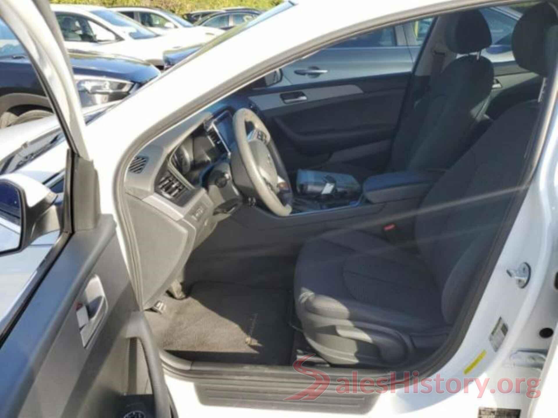 5NPE24AF5JH675907 2018 HYUNDAI SONATA