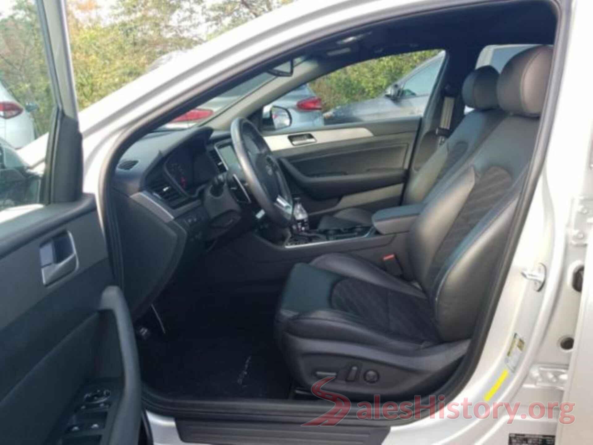 5NPE34AFXJH677763 2018 HYUNDAI SONATA