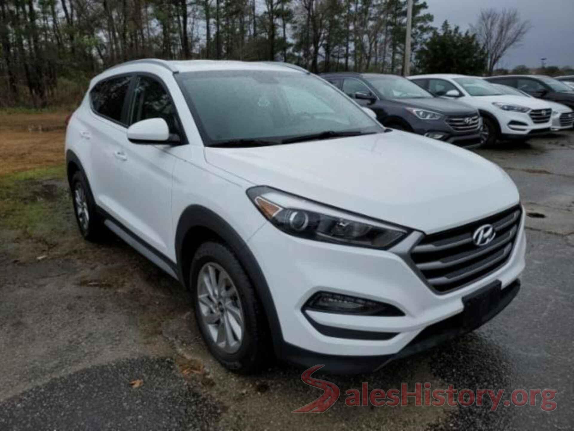 KM8J3CA4XHU560834 2017 HYUNDAI TUCSON