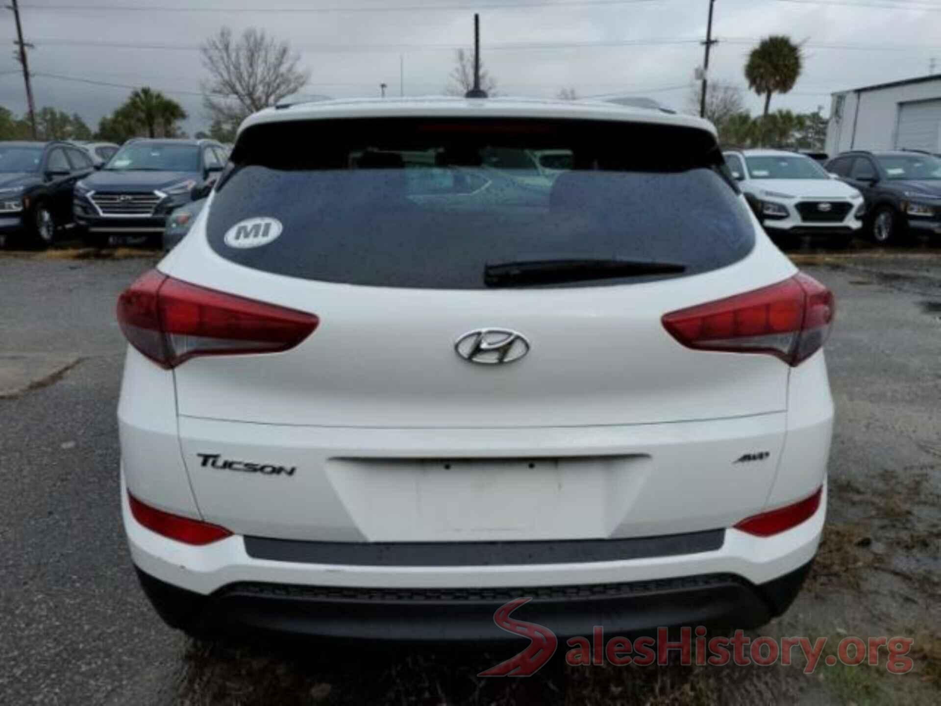 KM8J3CA4XHU560834 2017 HYUNDAI TUCSON