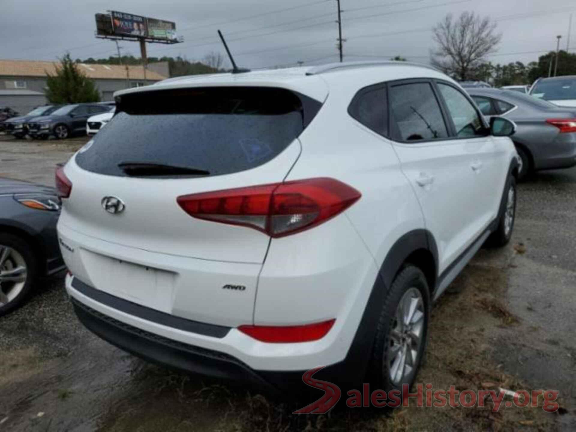 KM8J3CA4XHU560834 2017 HYUNDAI TUCSON