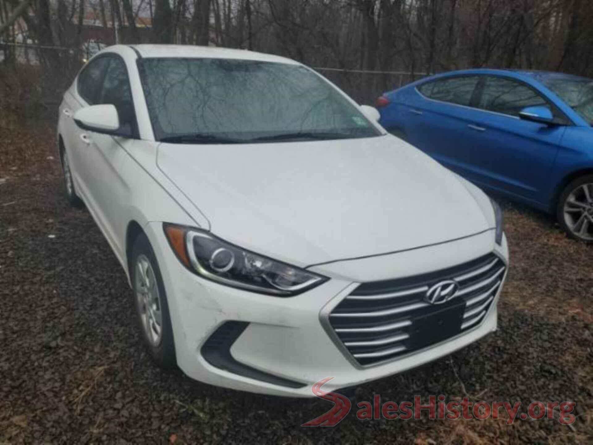 5NPD74LFXJH320595 2018 HYUNDAI ELANTRA