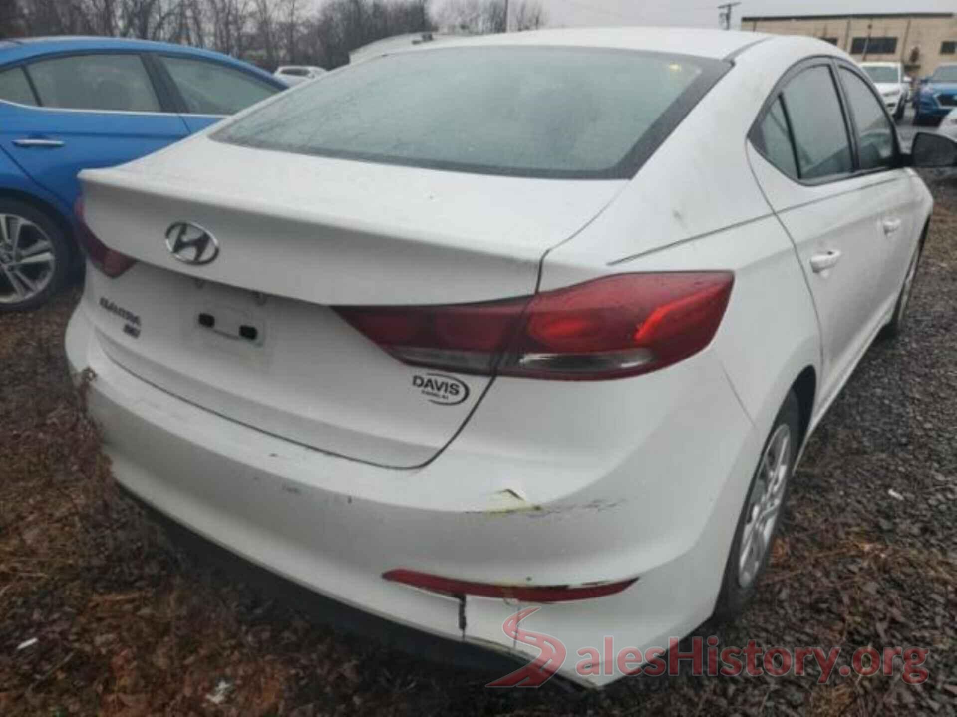 5NPD74LFXJH320595 2018 HYUNDAI ELANTRA