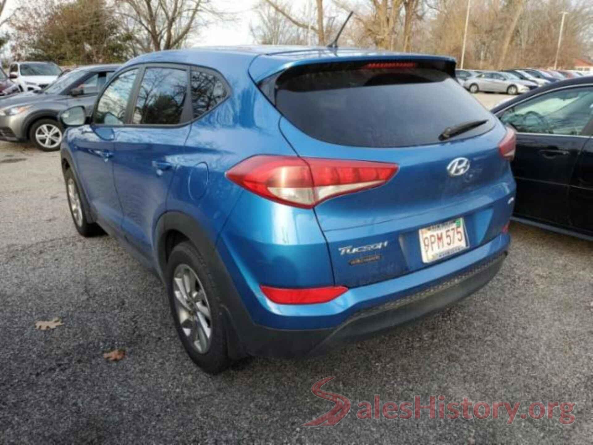 KM8J2CA48JU792566 2018 HYUNDAI TUCSON