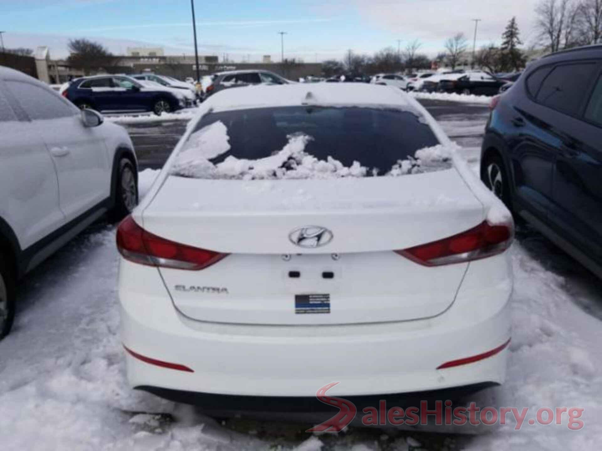 5NPD84LF7JH255640 2018 HYUNDAI ELANTRA