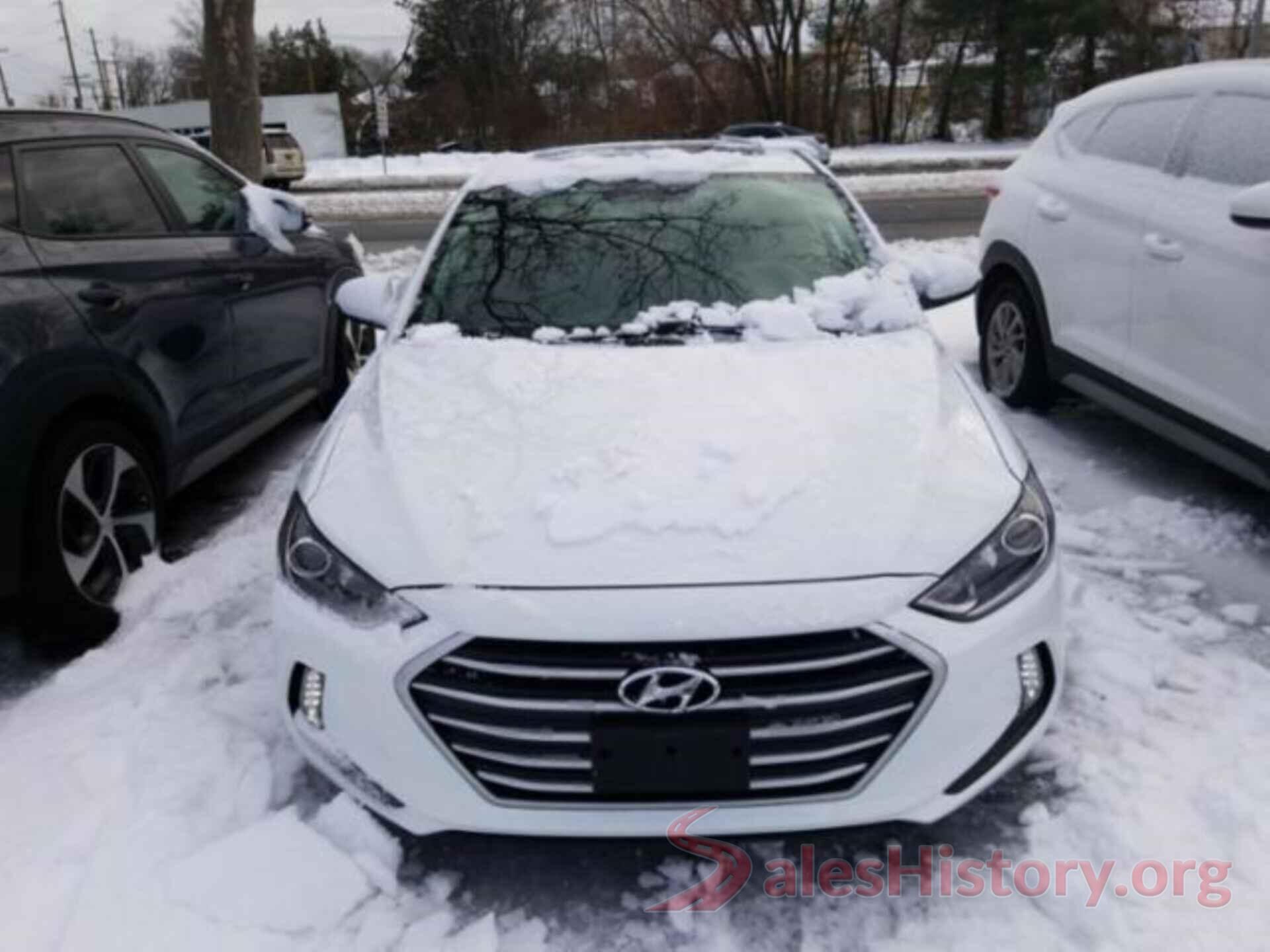 5NPD84LF7JH255640 2018 HYUNDAI ELANTRA