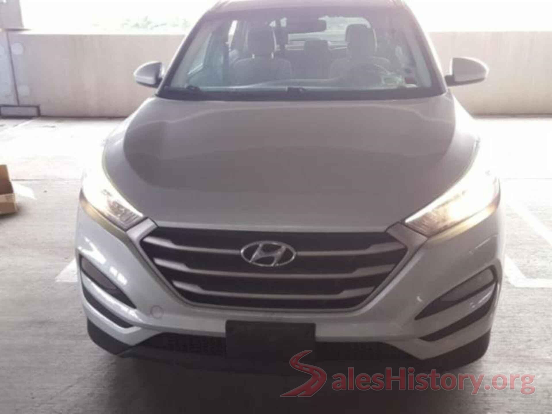 KM8J3CA44HU300428 2017 HYUNDAI TUCSON