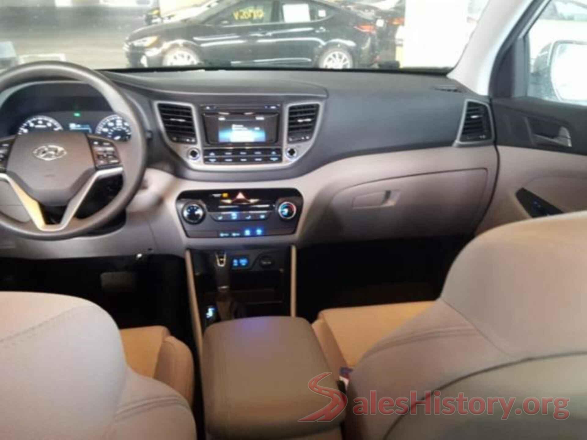 KM8J3CA44HU300428 2017 HYUNDAI TUCSON