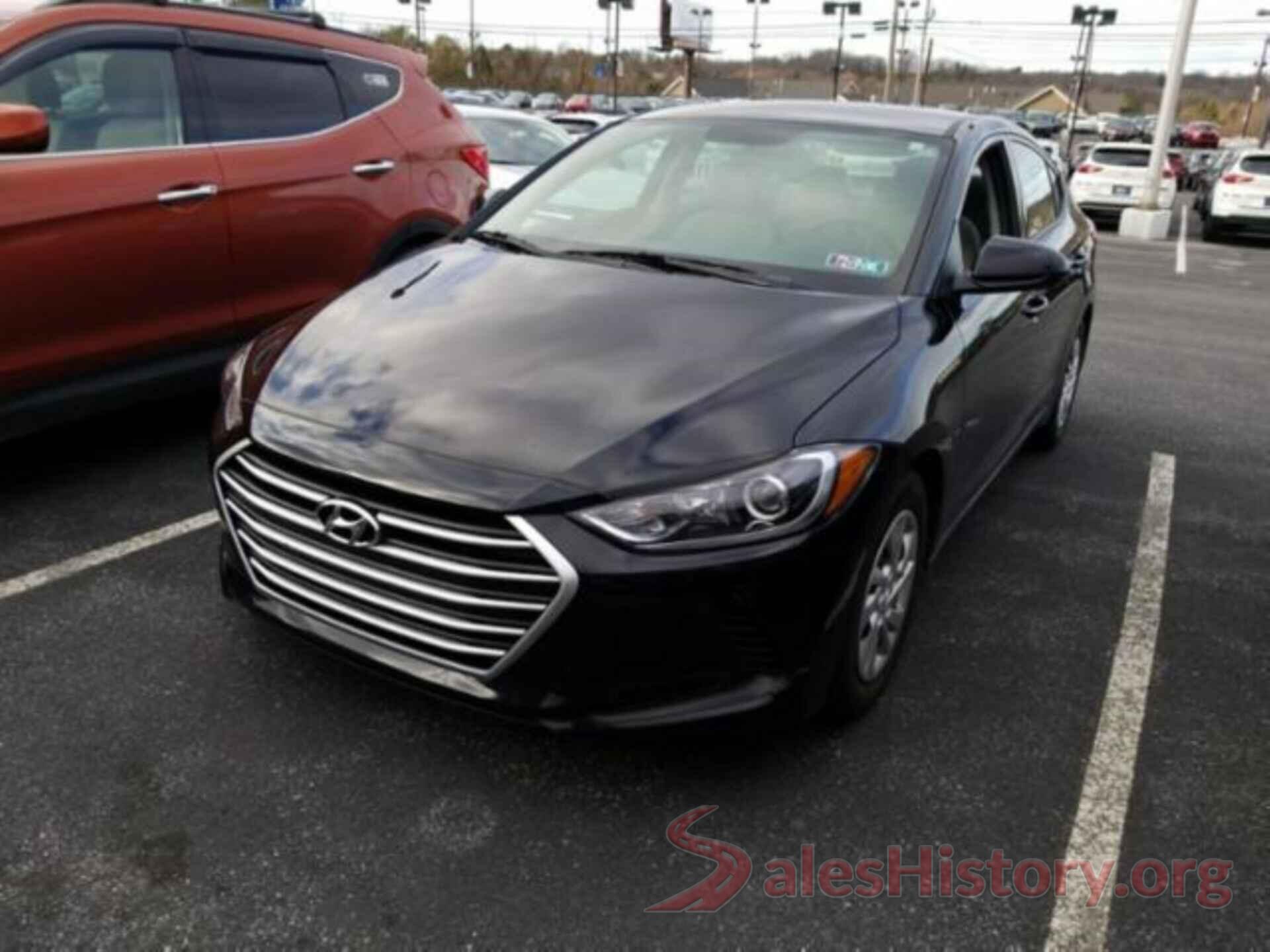 5NPD74LF7JH290942 2018 HYUNDAI ELANTRA