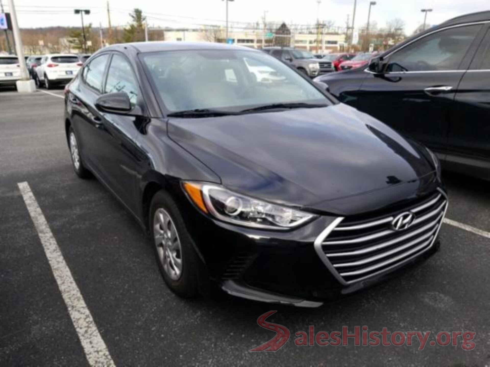 5NPD74LF7JH290942 2018 HYUNDAI ELANTRA