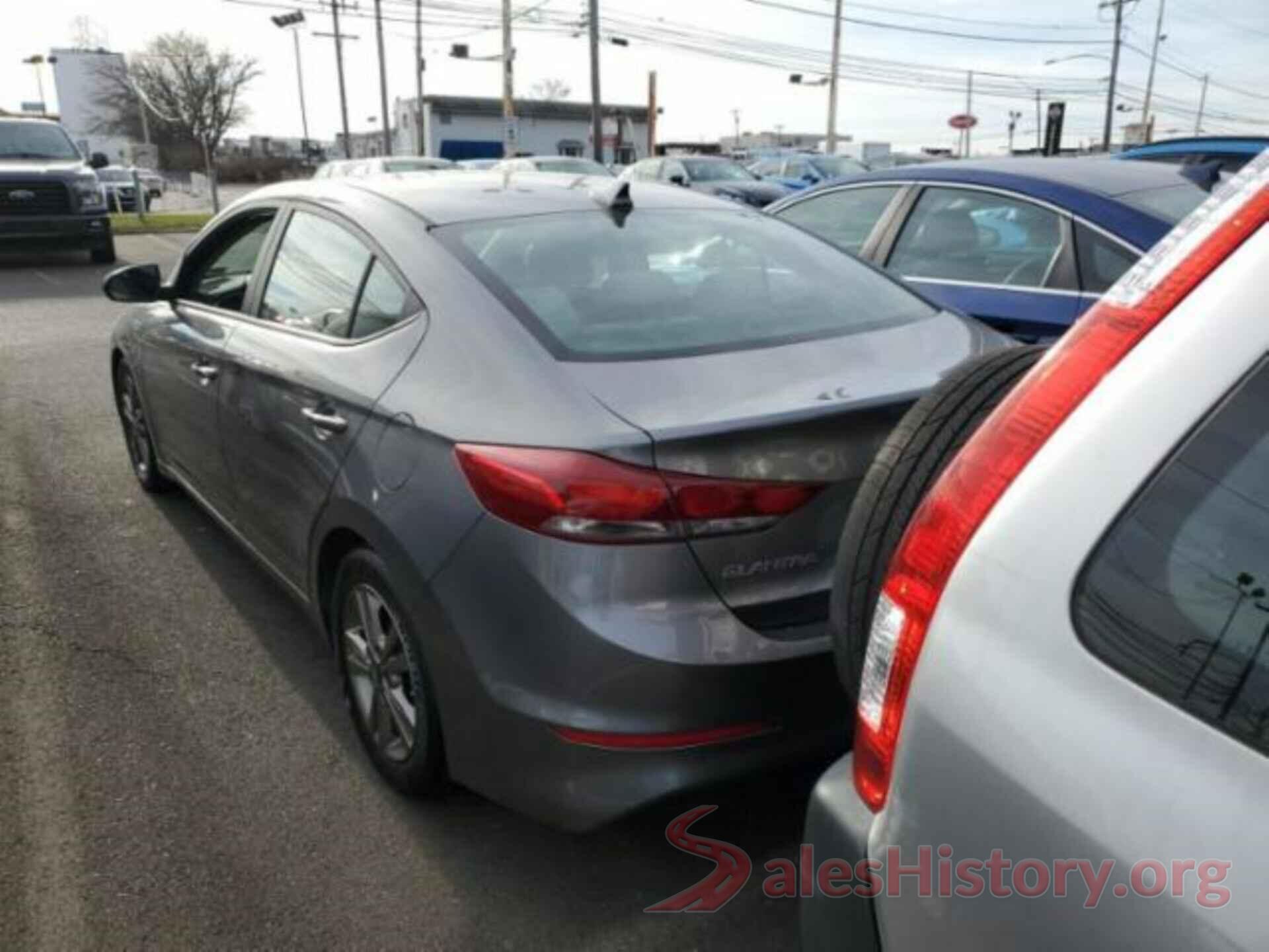 5NPD84LF5JH276695 2018 HYUNDAI ELANTRA