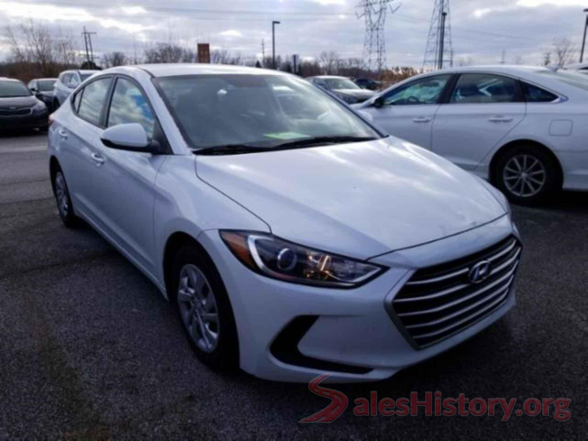 5NPD74LF5JH288512 2018 HYUNDAI ELANTRA