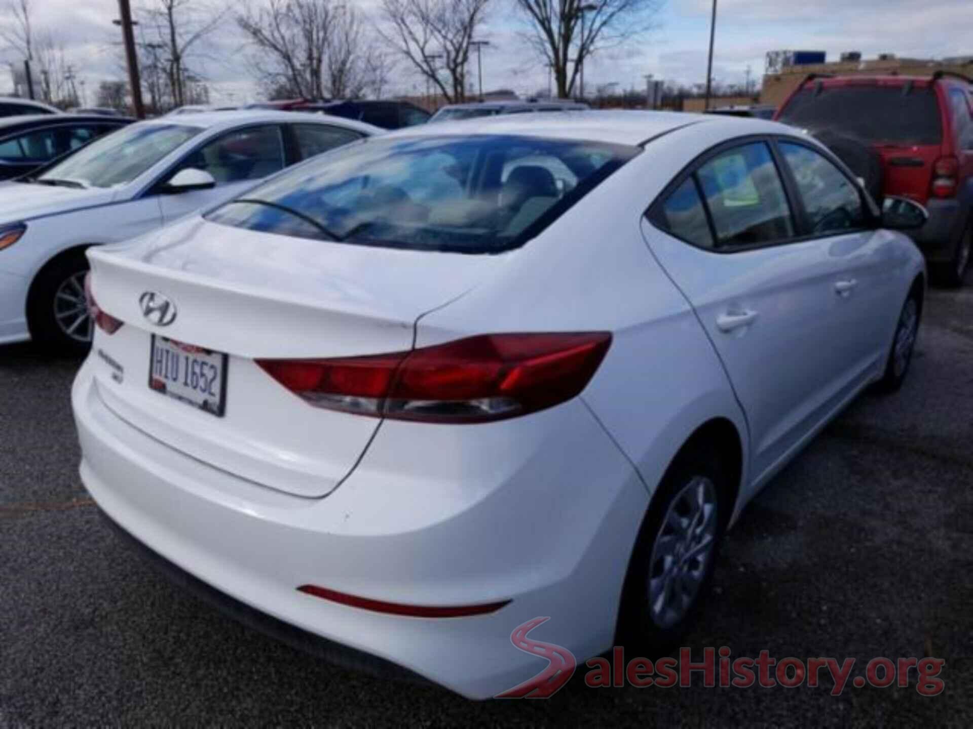 5NPD74LF5JH288512 2018 HYUNDAI ELANTRA