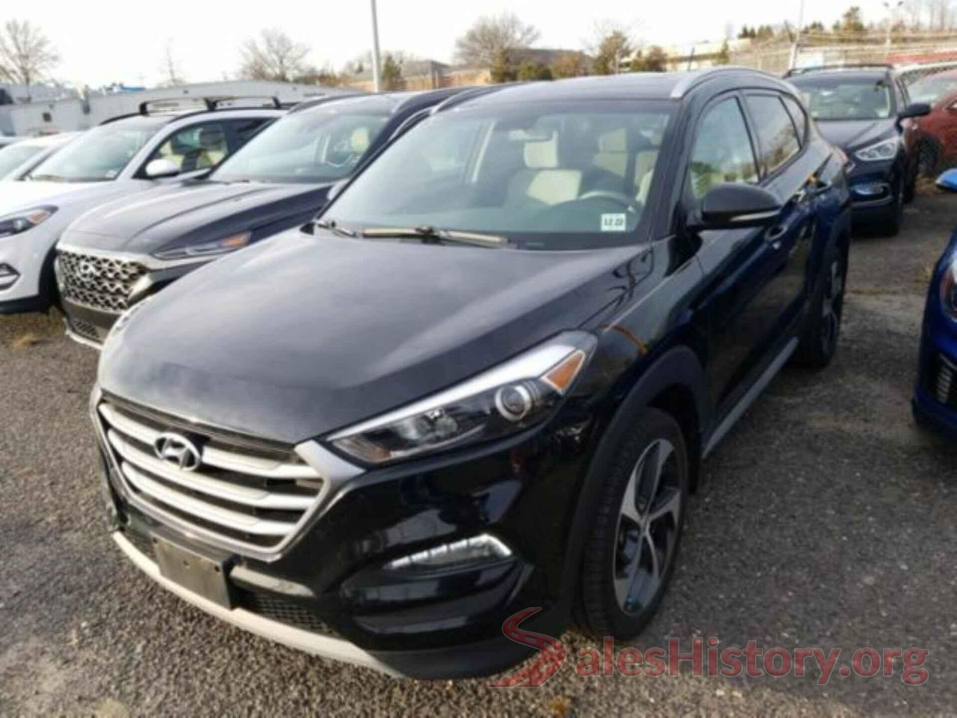 KM8J3CA23HU595987 2017 HYUNDAI TUCSON