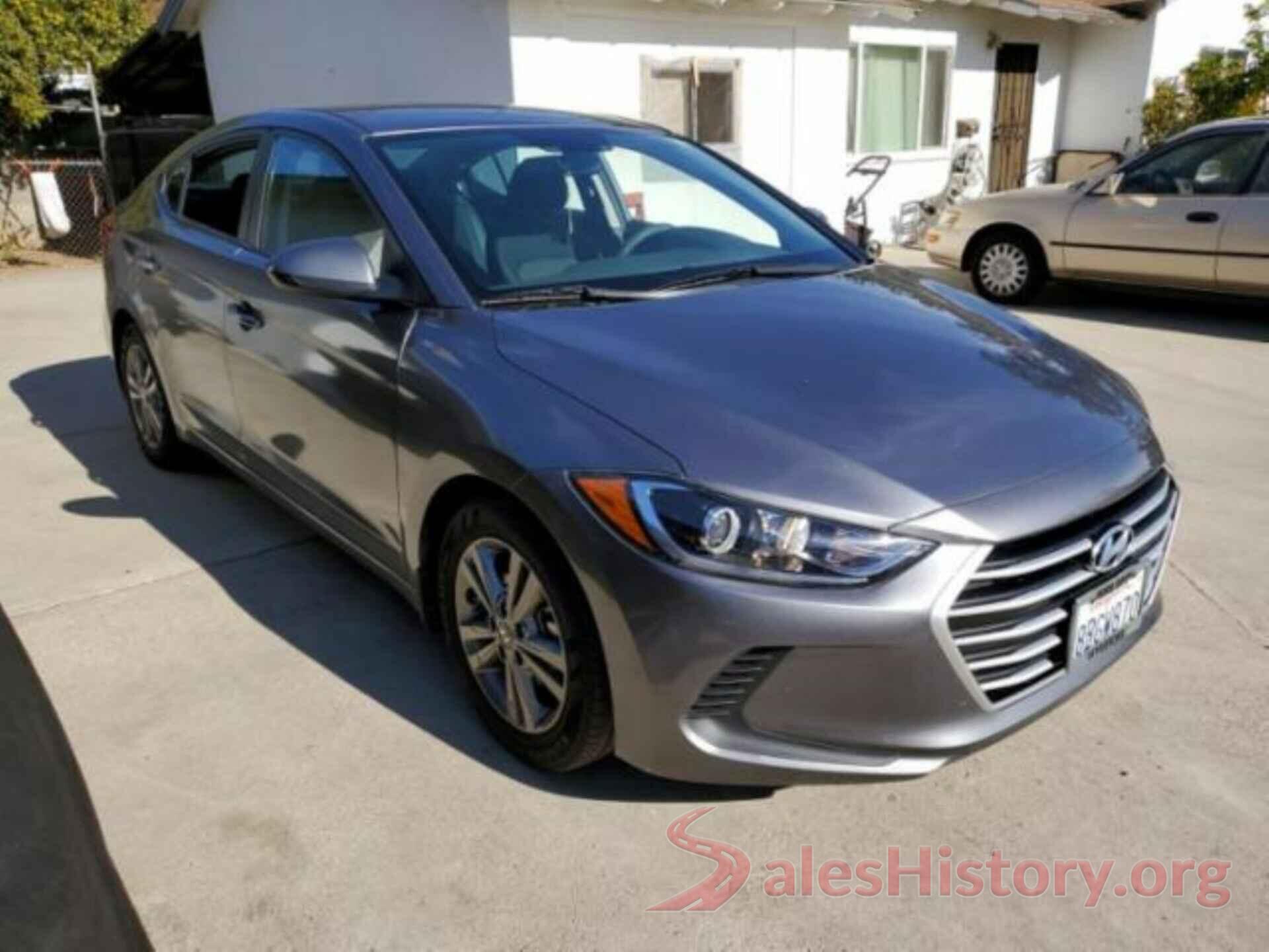 5NPD84LF6JH264104 2018 HYUNDAI ELANTRA