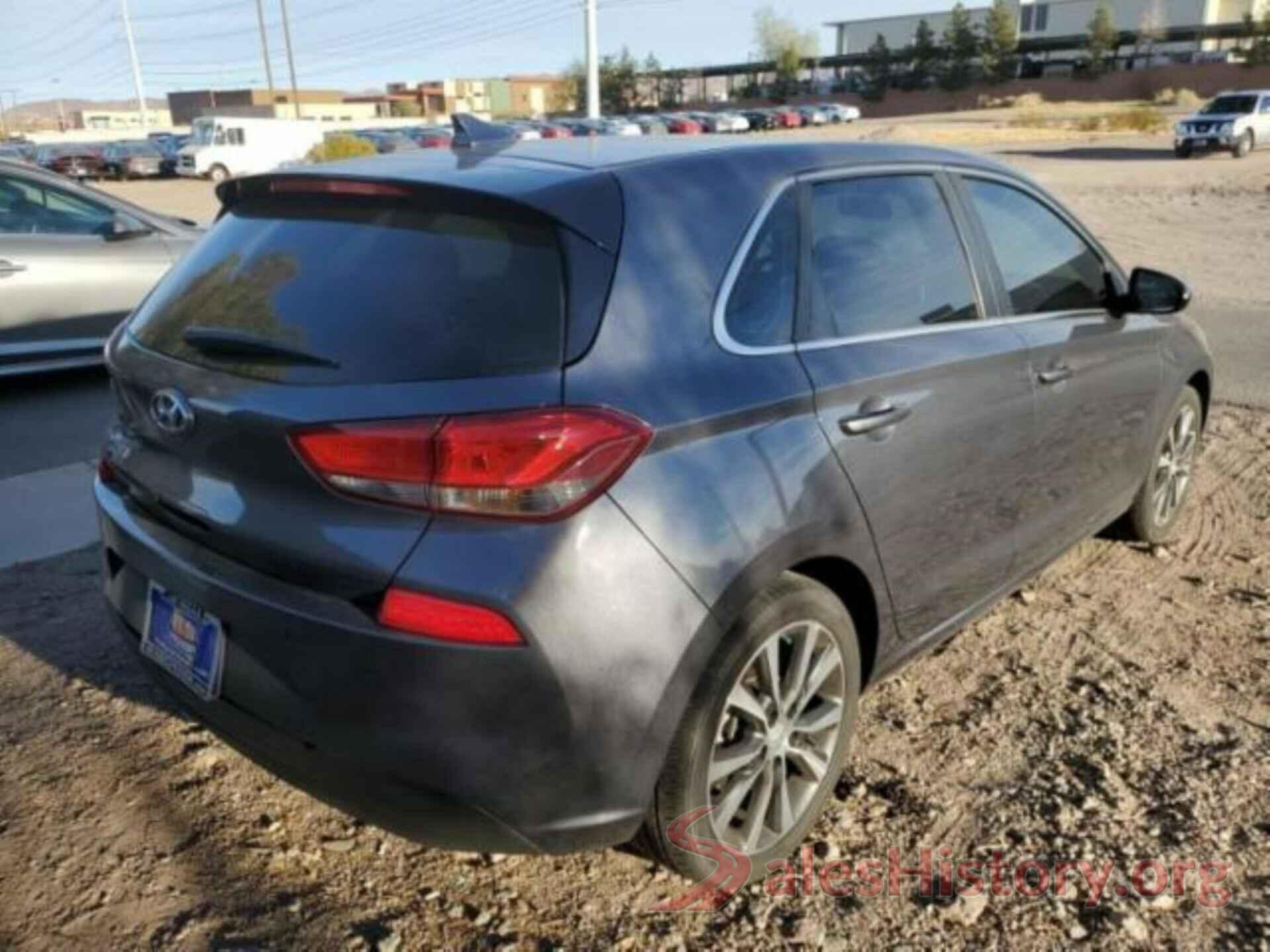 KMHH35LE3JU013037 2018 HYUNDAI ELANTRA GT