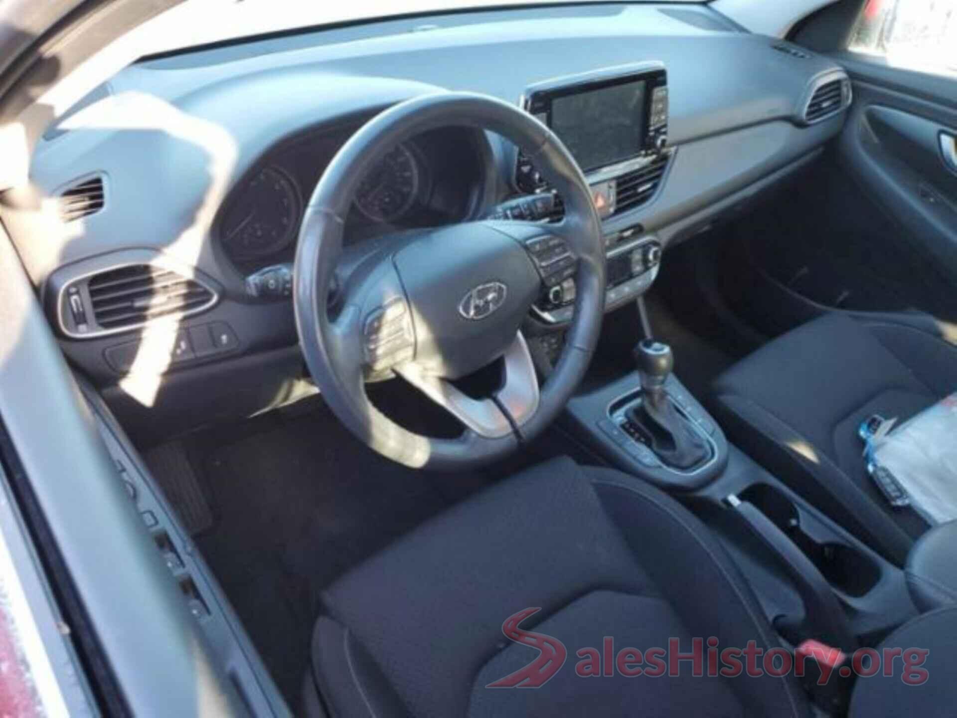 KMHH35LE4JU038867 2018 HYUNDAI ELANTRA GT