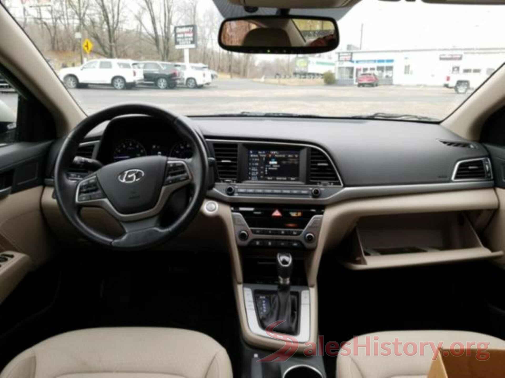 5NPD84LF7JH268131 2018 HYUNDAI ELANTRA