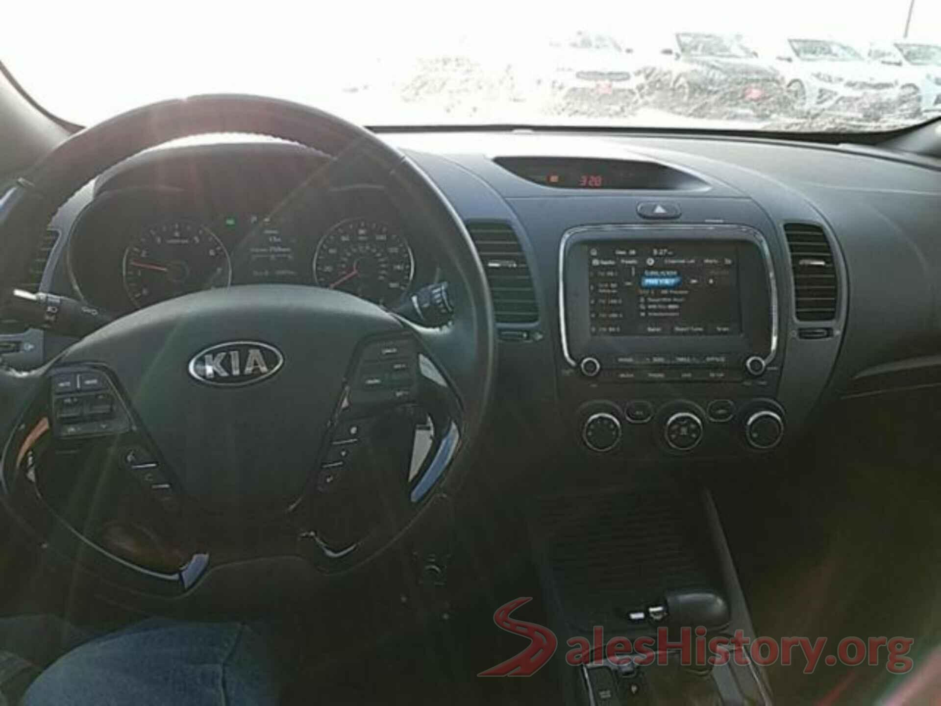 3KPFL4A70JE197801 2018 KIA FORTE