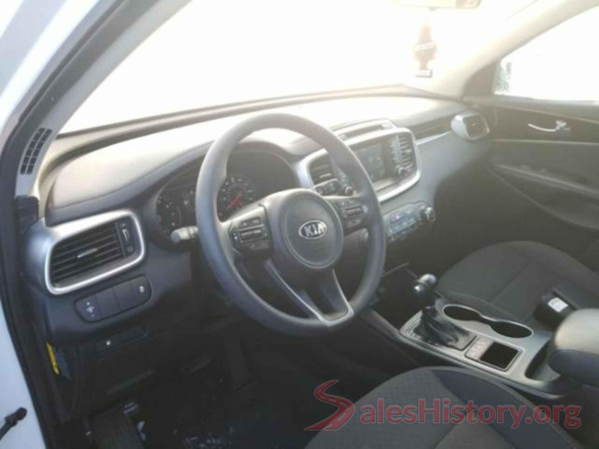 5XYPGDA31JG381539 2018 KIA SORENTO