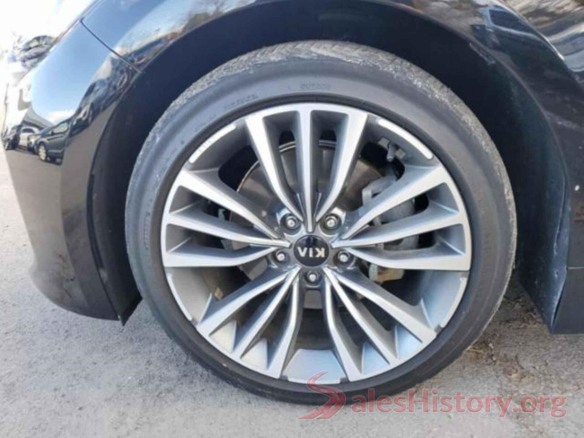 KNAE25LAXJ6014002 2018 KIA STINGER