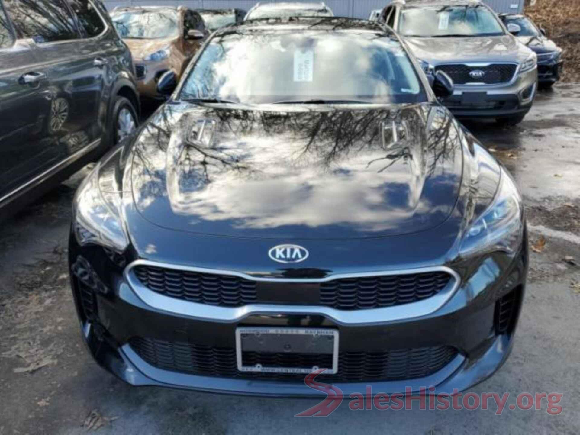 KNAE25LAXJ6014002 2018 KIA STINGER