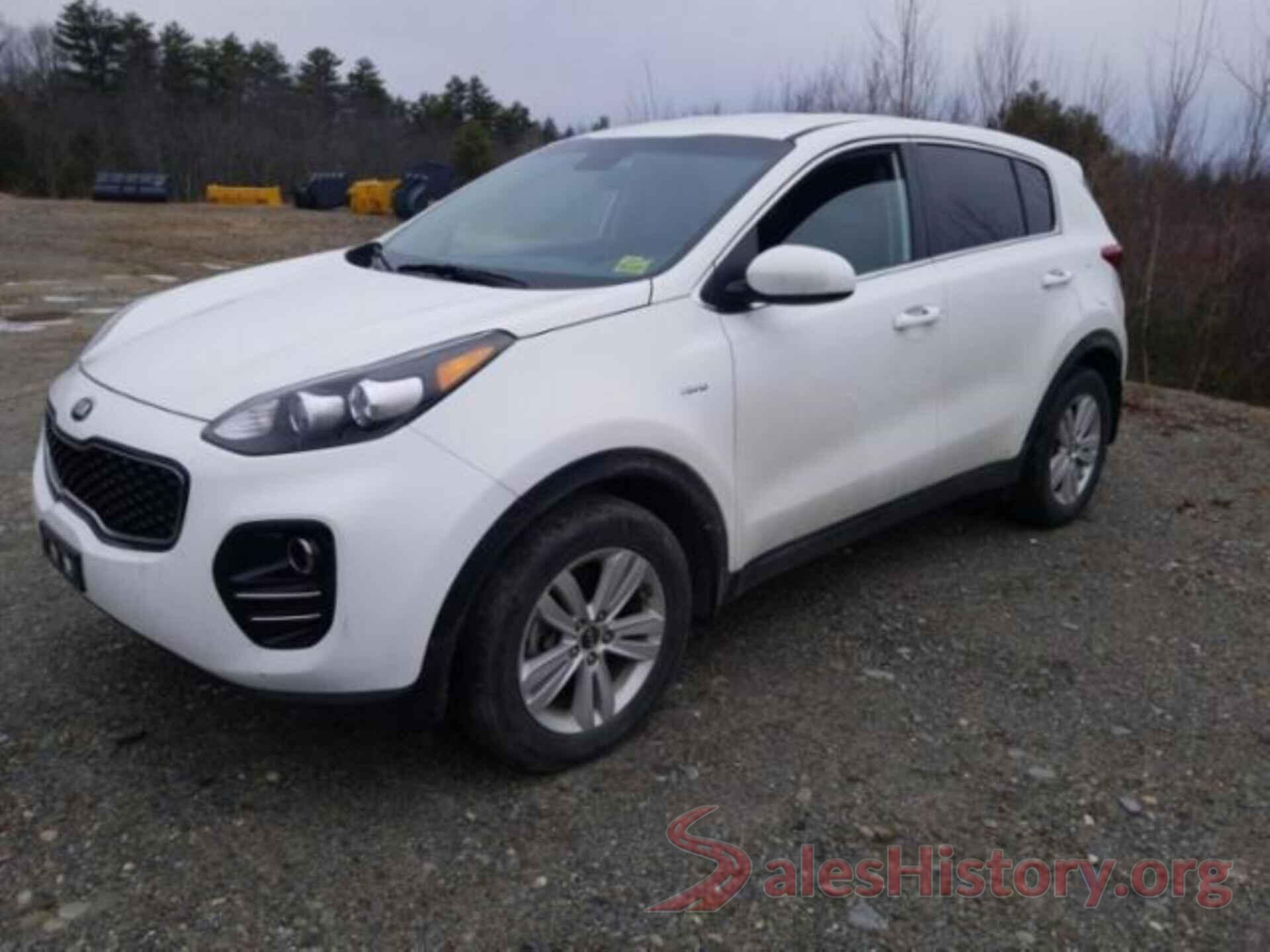 KNDPMCAC1J7393402 2018 KIA SPORTAGE