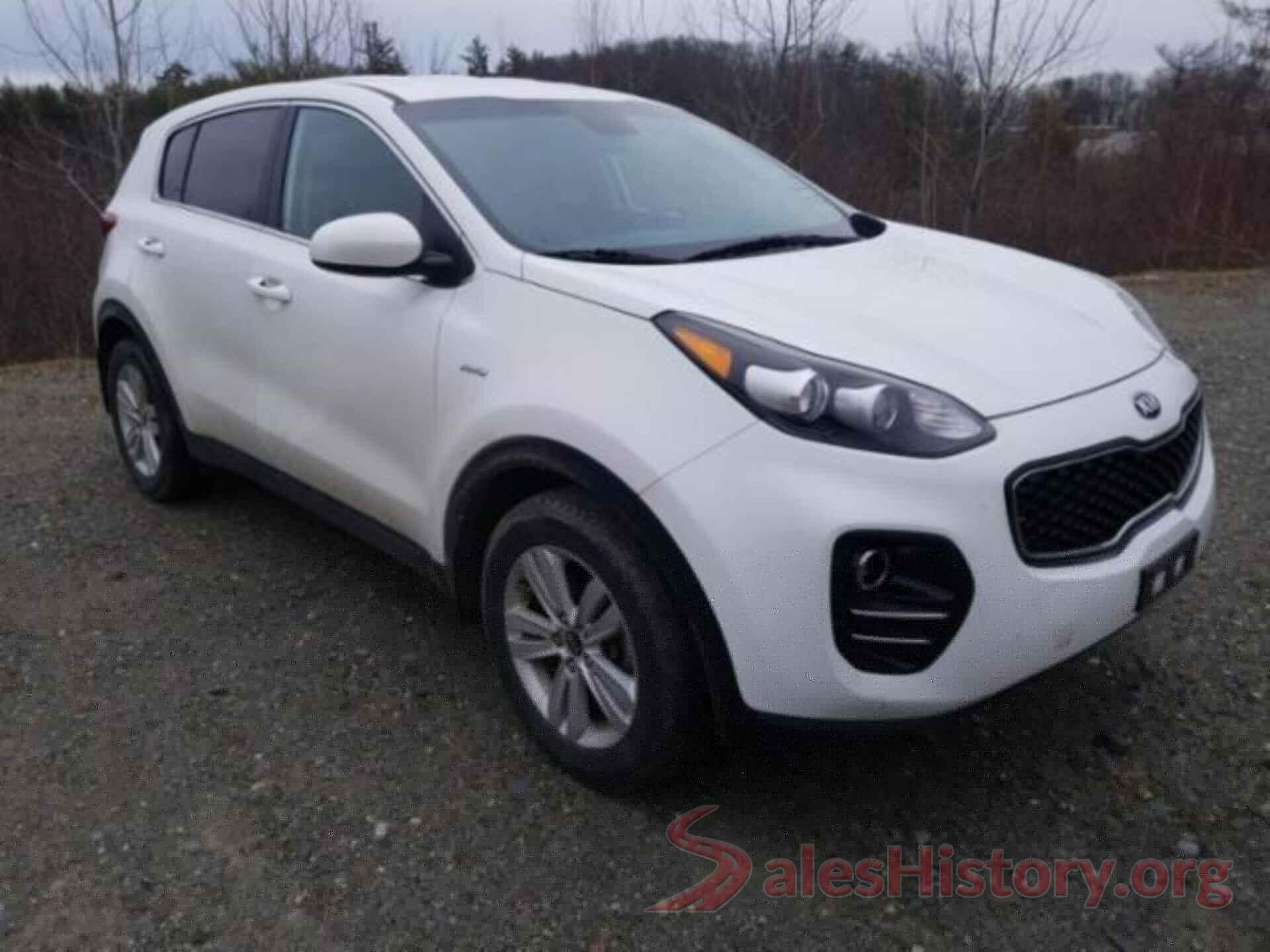 KNDPMCAC1J7393402 2018 KIA SPORTAGE