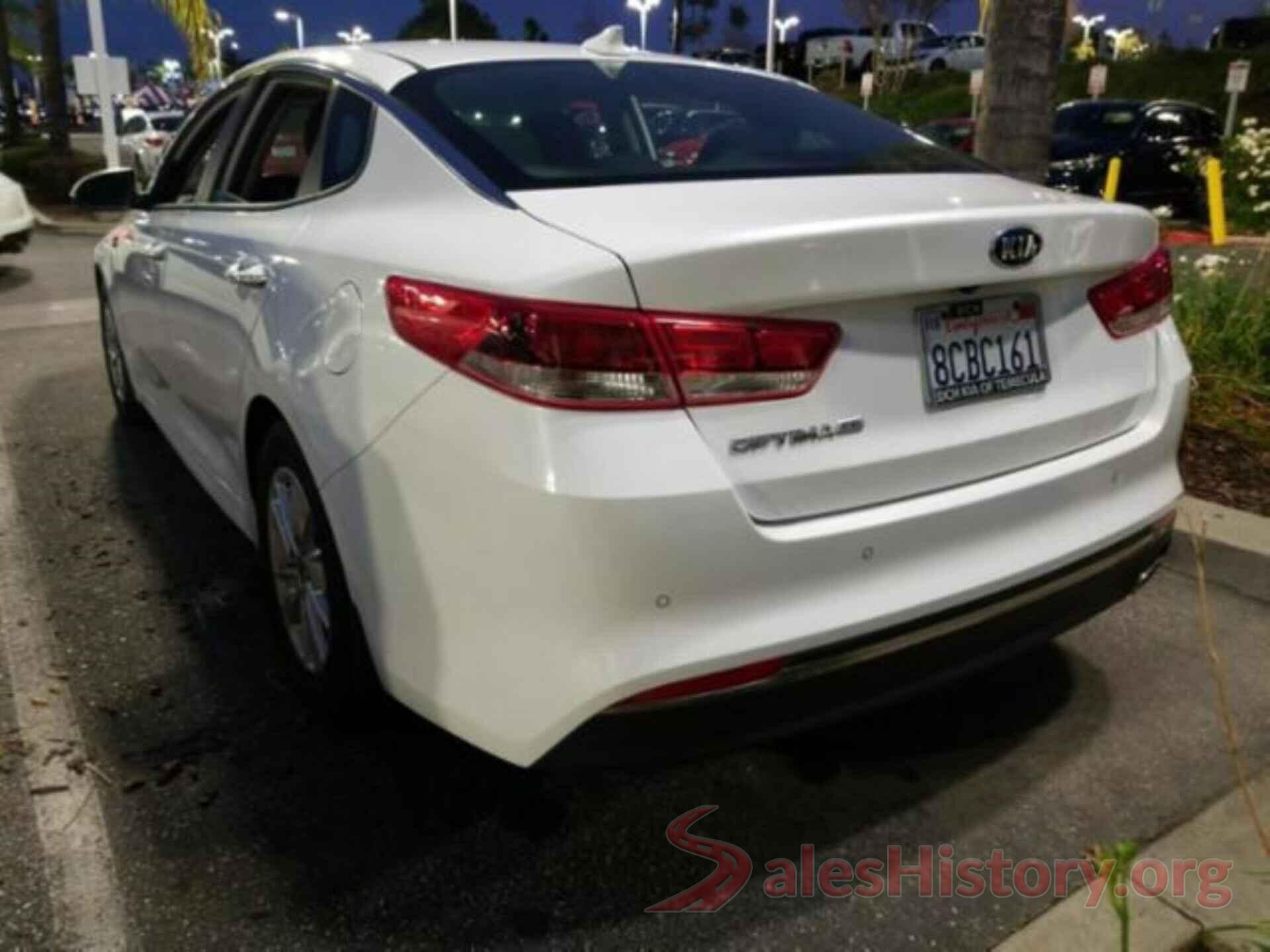 5XXGT4L32JG201952 2018 KIA OPTIMA