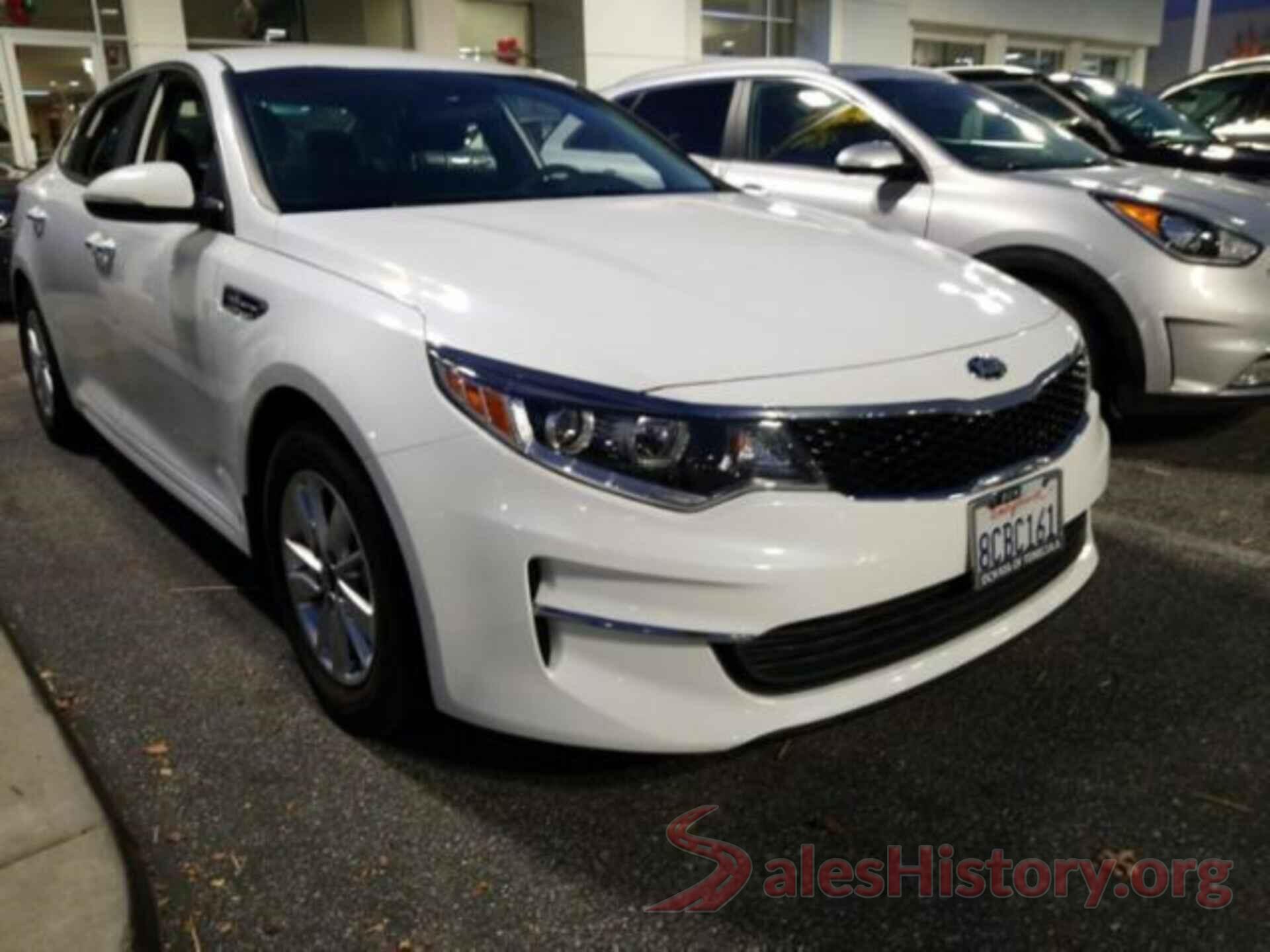 5XXGT4L32JG201952 2018 KIA OPTIMA